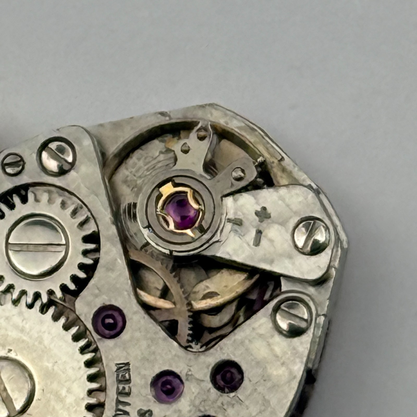 FHF 69-21 Watch Movement Uno 17 Jewels Swiss Manual Wind Parts Repair 15.3mm