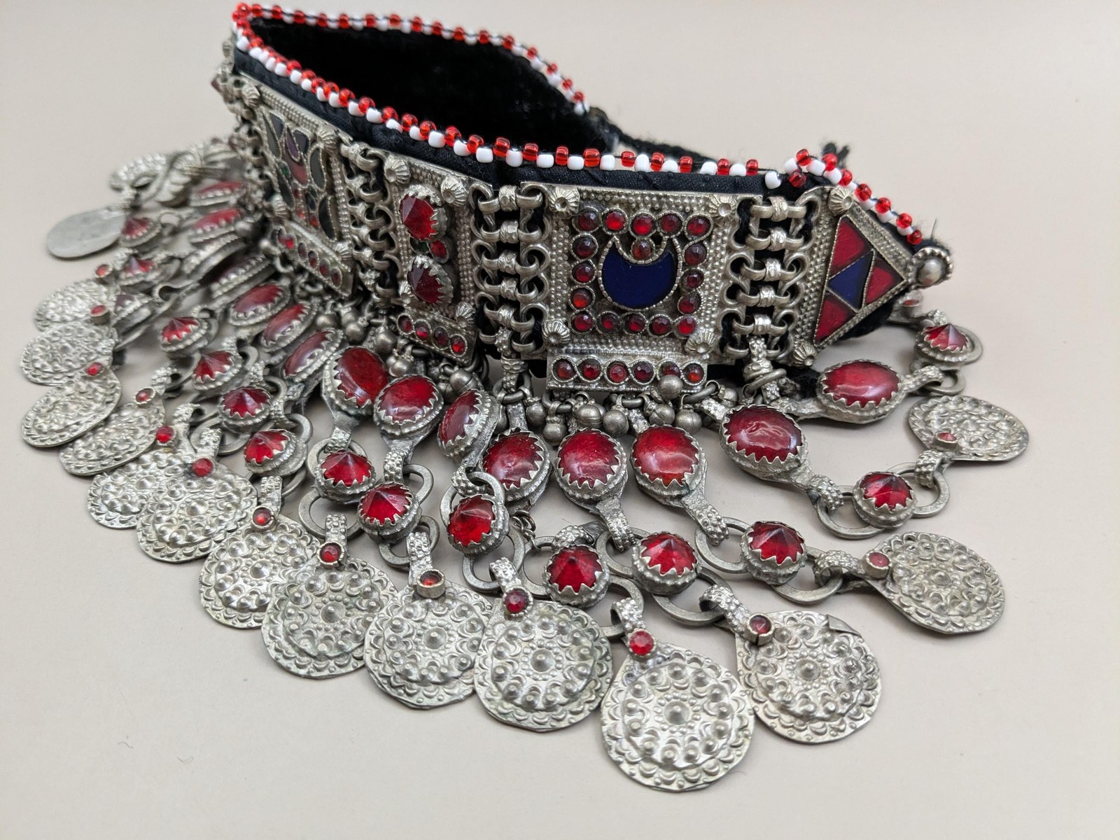 Vintage Kuchi Tribal Choker Bib Necklace Jingling Dangles Red Glass (19576)