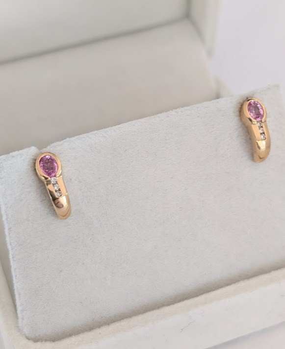 Sapphire & Diamond Earrings 14K 2.3 Grams Retail Price $1399 Make Me An Offer!