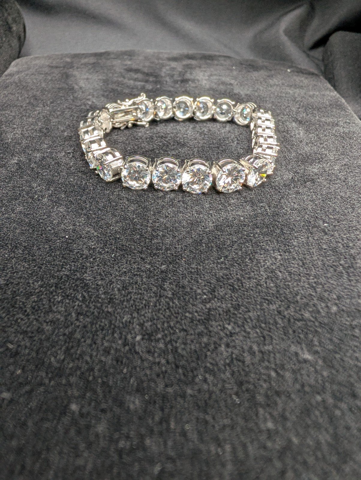Stunning Sterling Silver CZ Tennis Bracelet 7 Inch