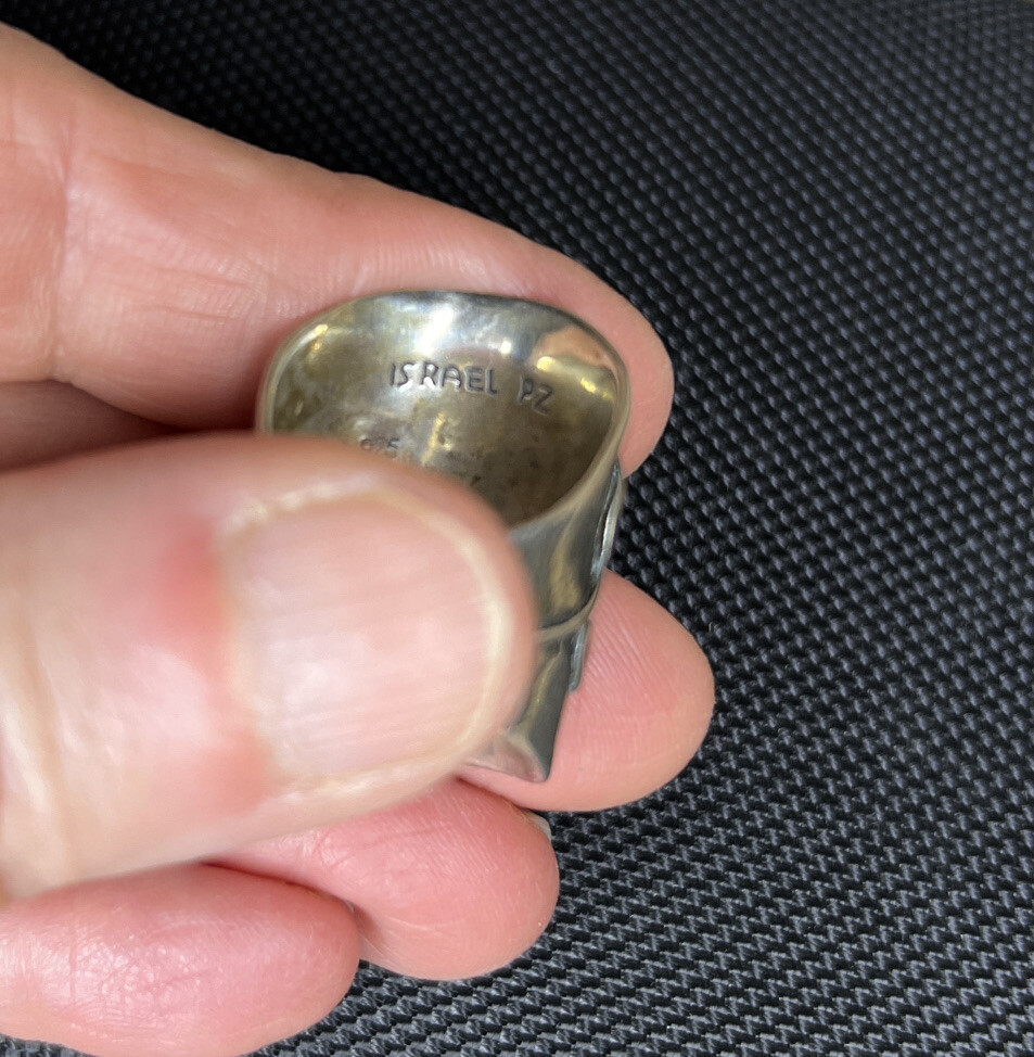 Paz creations sterling silver ring marked 925 Pz Sz 7 leaf design Made In Israel
