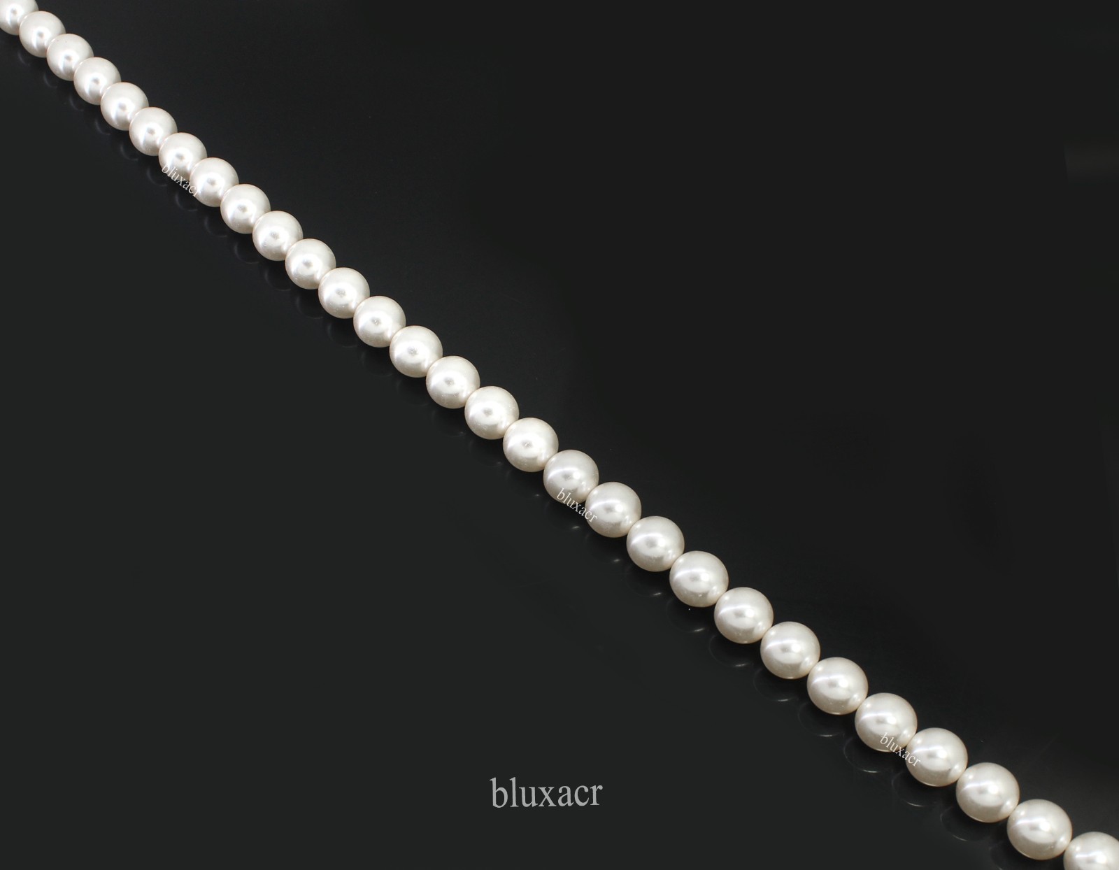 Natural Heuksando South Sea Pearl 12.00 MM Round Off White Loose Strand 15″
