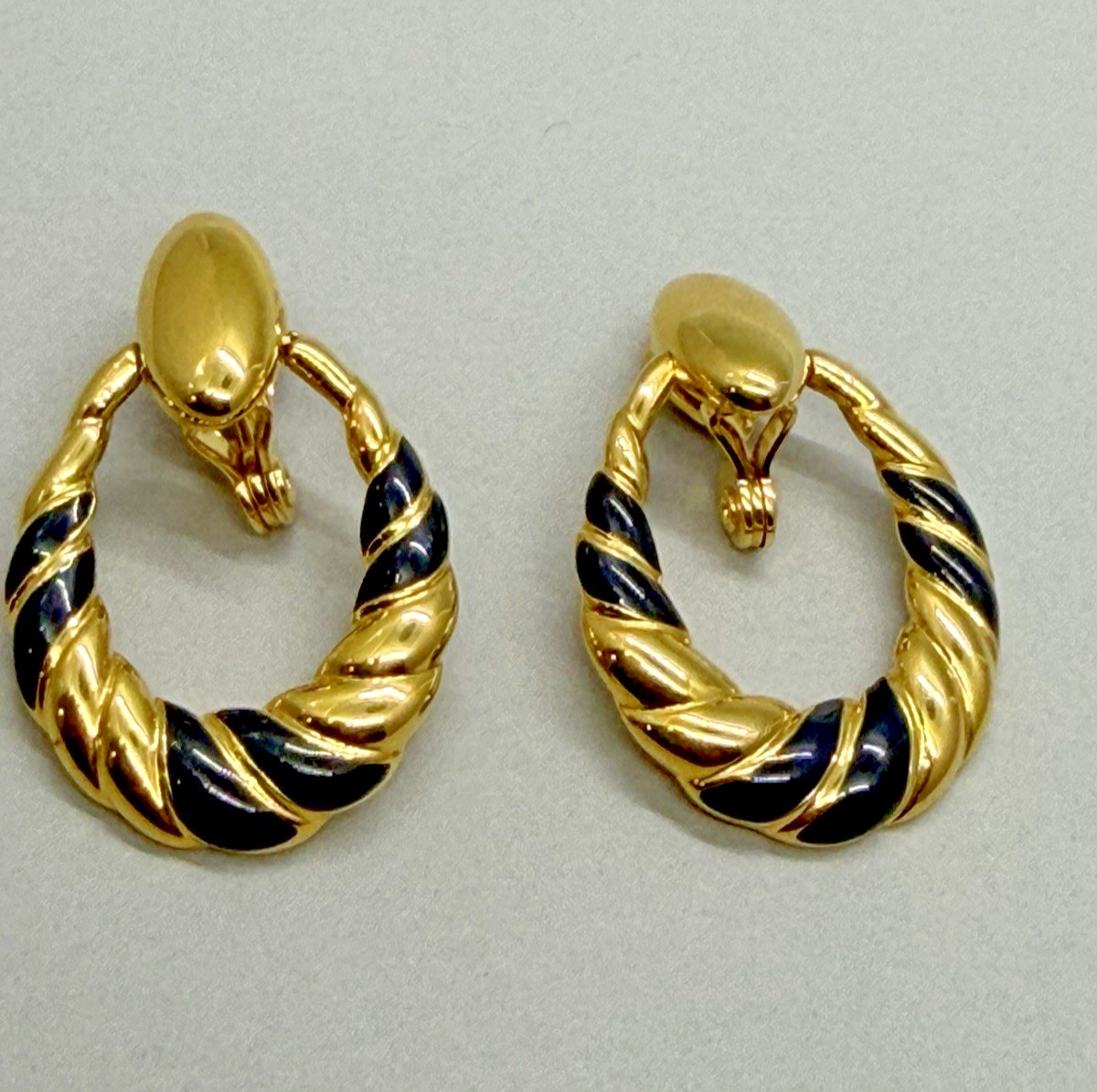 Vintage Monet Door Knocker High Polish Gold Tone Blue Enamel Clip On 1.50″