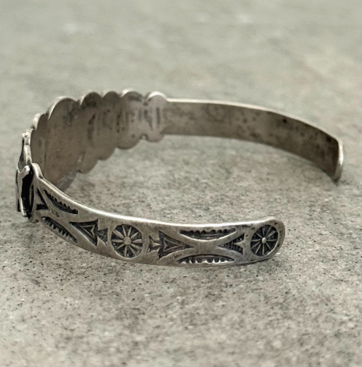 Vintage FRED HARVEY ERA Navajo Turquoise DOG HORSE Sterling Bracelet 6.7 in