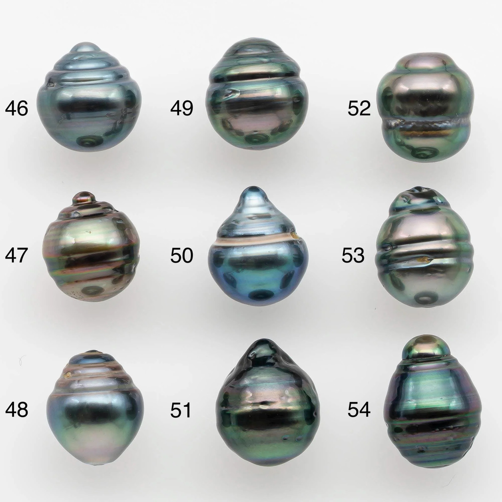 9-10mm Tahitian Pearl in Natural Color with High Luster and Minor Blemishes, On