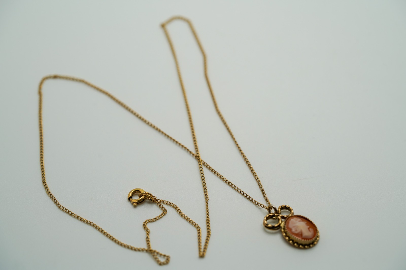 Vintage 12k Gold Filled Cameo 1.8cm Necklace 18.5” JB1