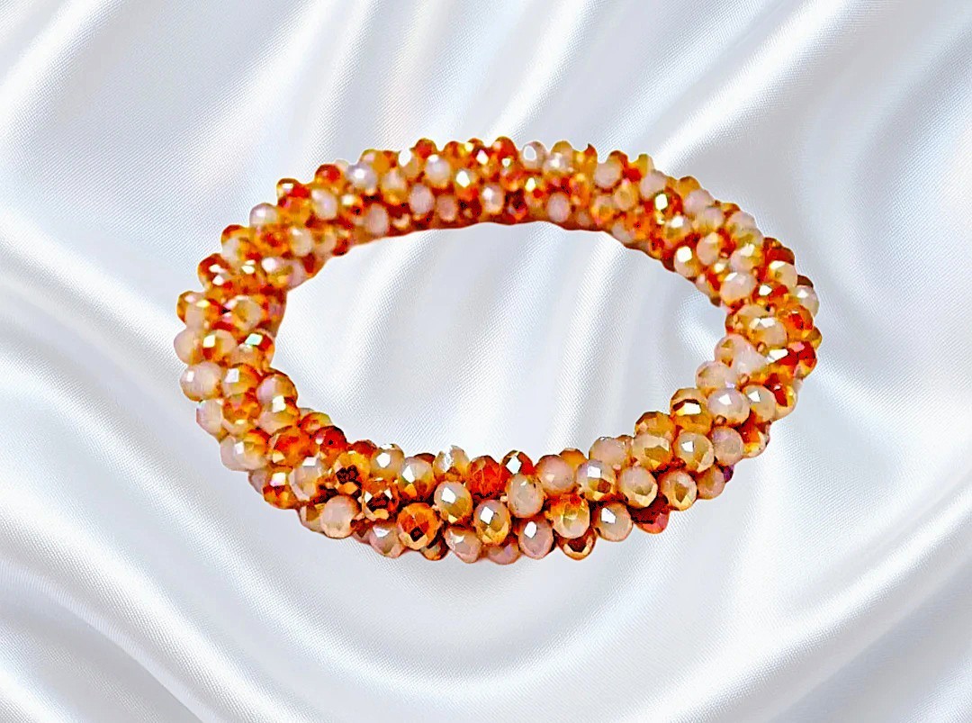 Orange glass bead cluster stretch bracelet mixed with white glass beads – NEW