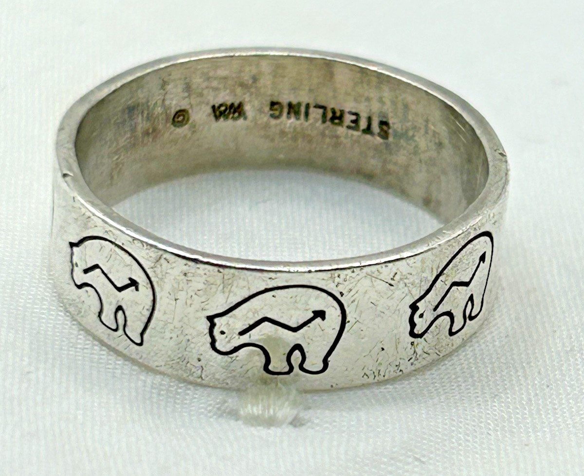 Vintage WHEELER MANUFACTURING CO Sterling Silver Bear Fetish Ring Size 7.75