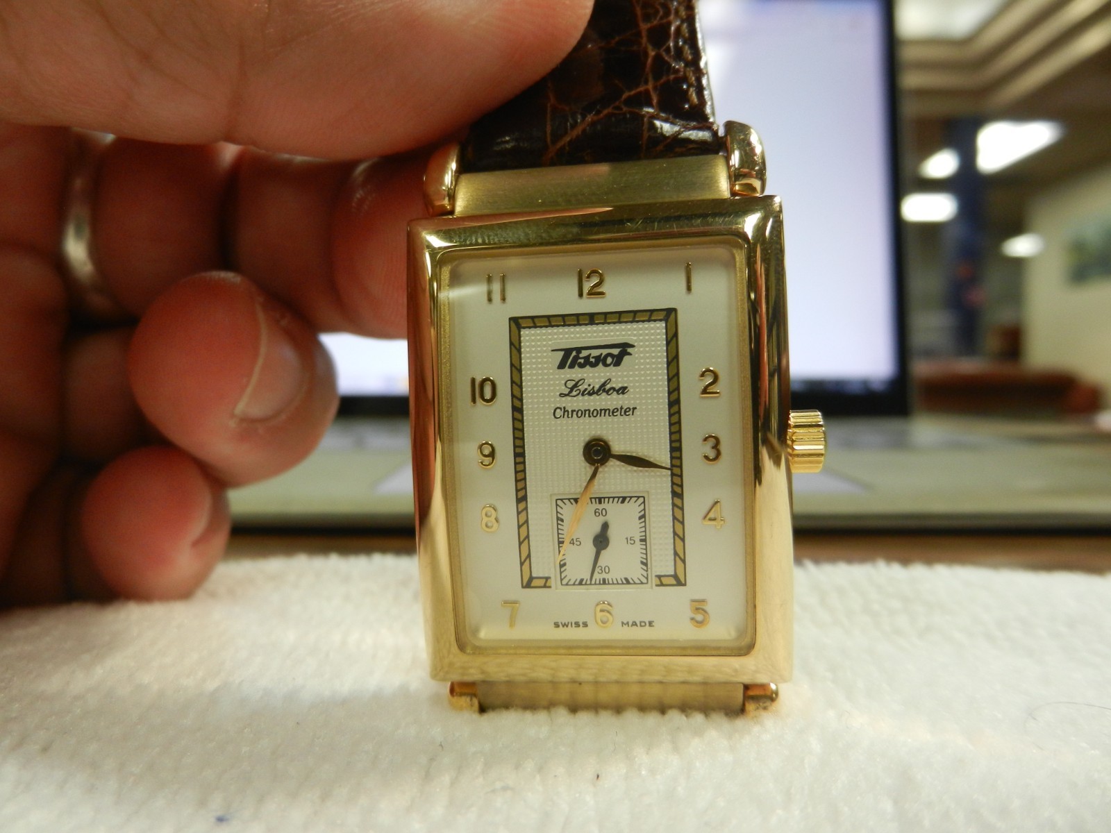 LIMITED EDITION MENS TISSOT 18K GOLD LISBOA CHRONOMETER MENS WATCH H 694.333