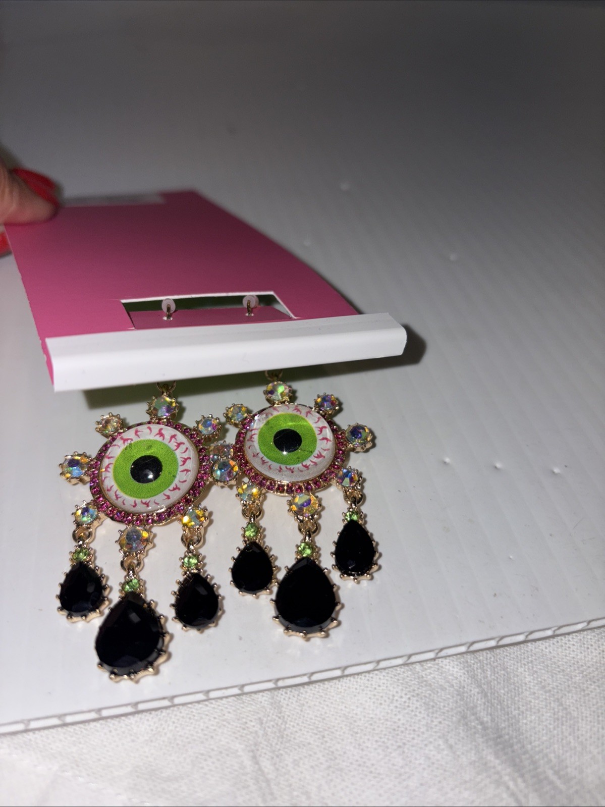 BETSEY JOHNSON DANGLE DROP EYEBALLS EARRINGS W BLACK CRYSTAL TEARS MULTI COLOR
