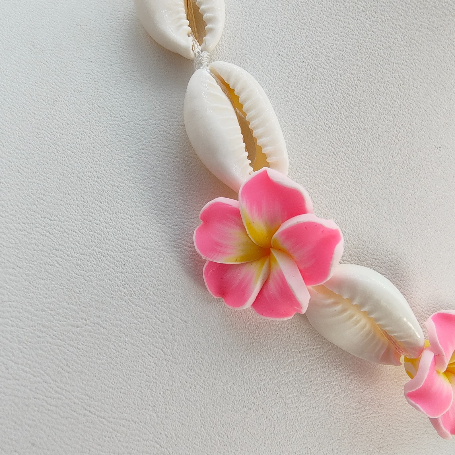 Cowrie Shell Plumeria Pink Flower Choker Necklace Adjustable Hawaiian Beach Boho