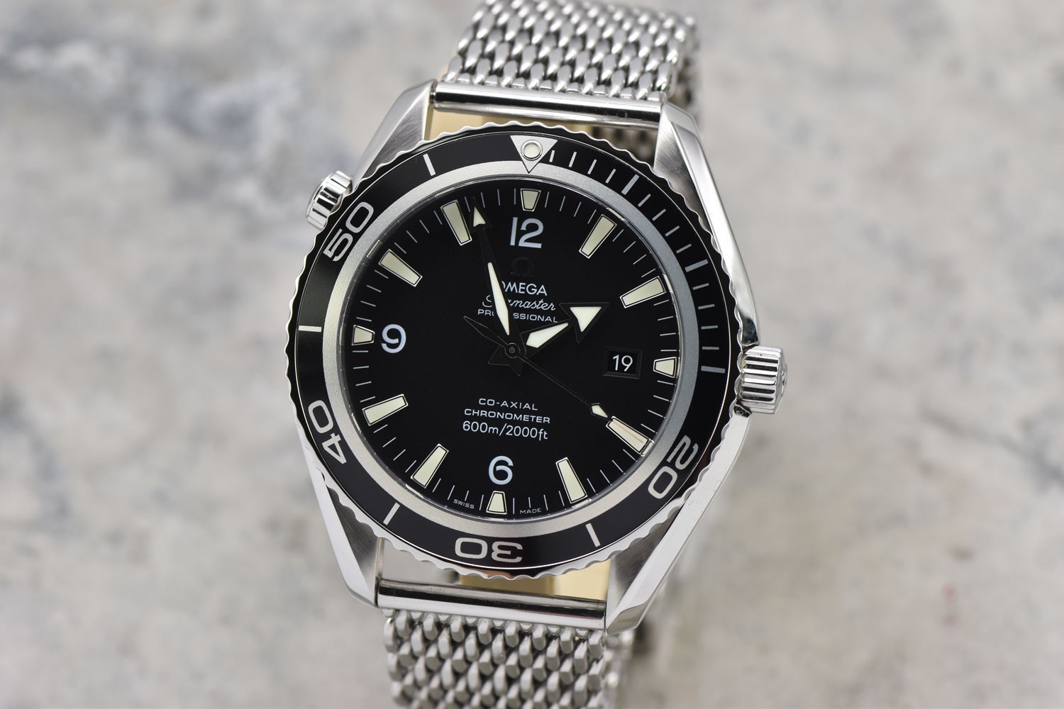 Omega Planet Ocean XL 45.5MM Auto Black Dial Shark Mesh Bracelet 2500D 2200.53