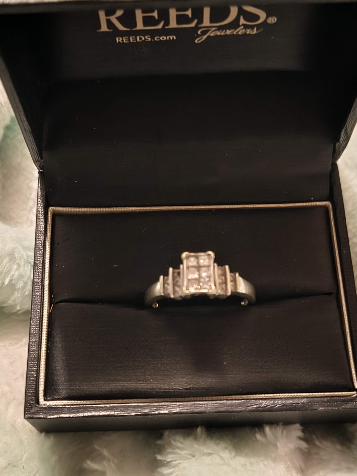 REEDS Jewelers 14K White Gold Princess-Cut Diamond Ring Band Size 7 2mm