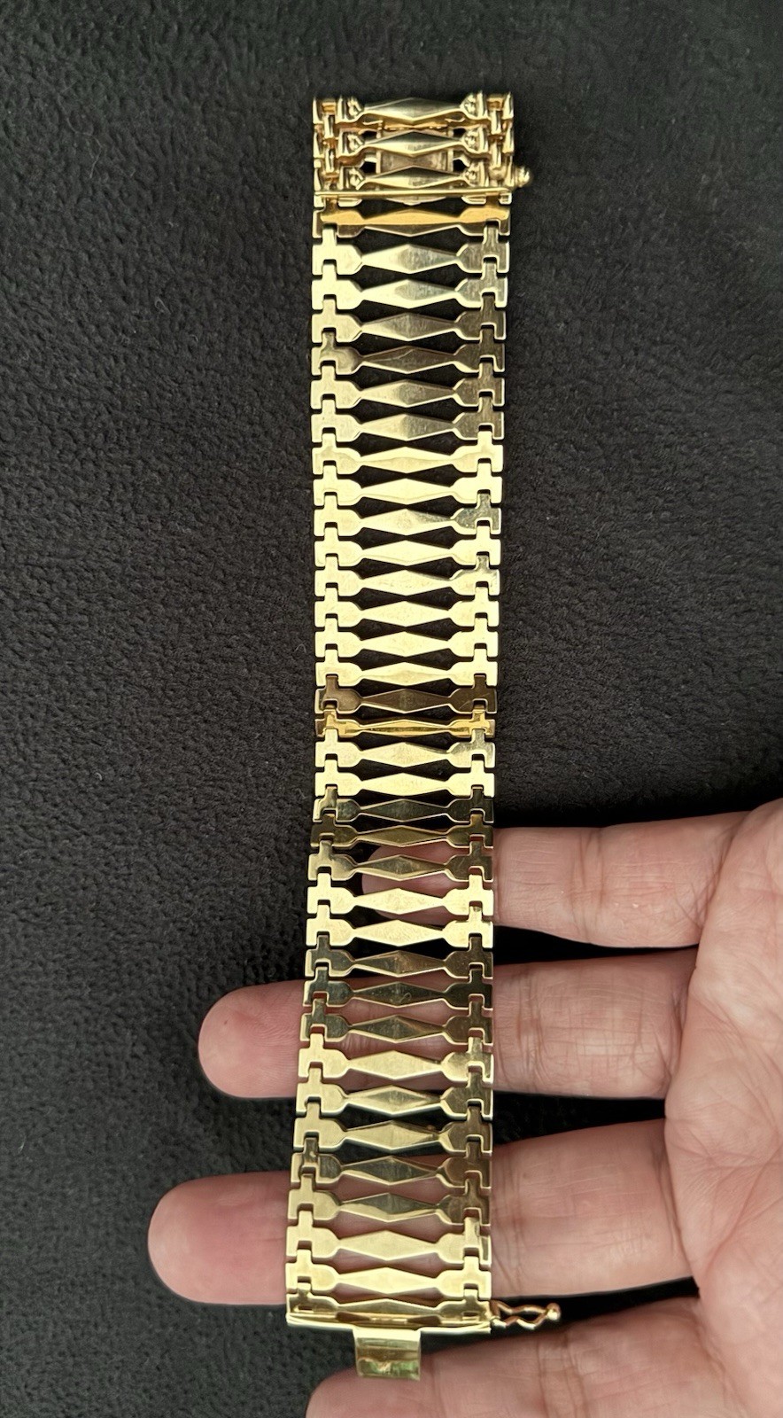 14K Yellow Gold Italian Wide Link Bracelet Box Clasp Signed 27.4g