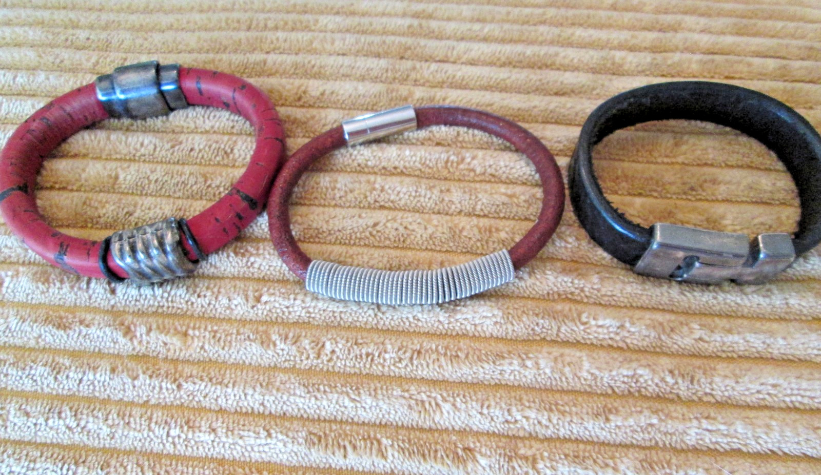 Lot of 3 Leather 2 x Brown 1 x Black With Silver Trim Magnetic Close Bracelets