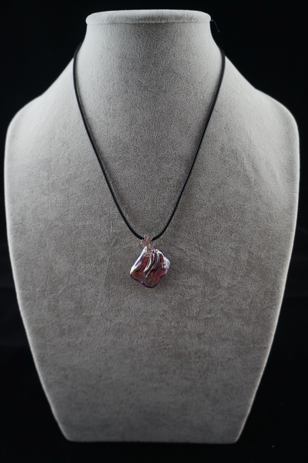 Dr. Pearl Freshwater Pearl Pendant