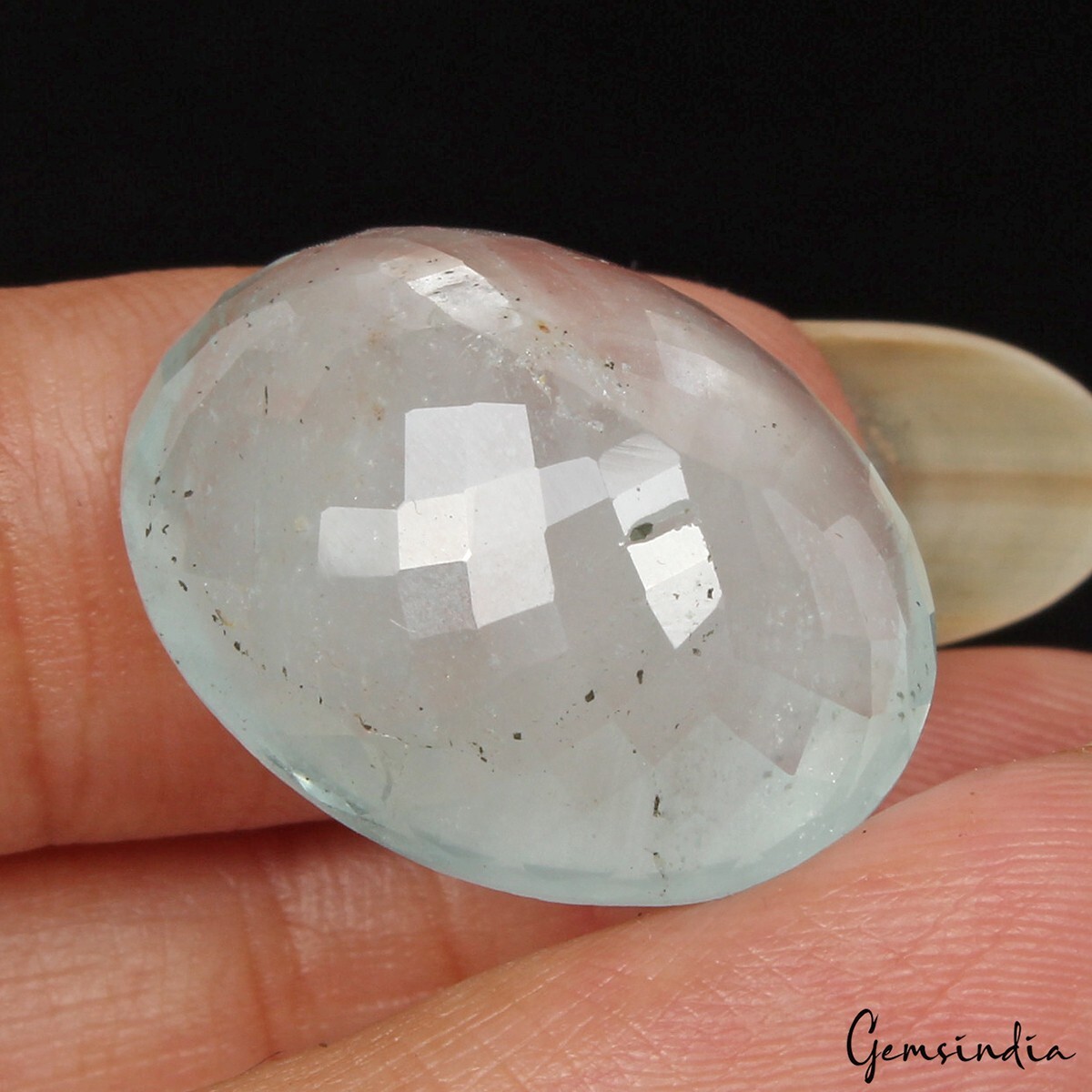 20.50 Cts Natural Unheated Aqua Blue Aquamarine Oval Cu Huge Size Gem For Ring