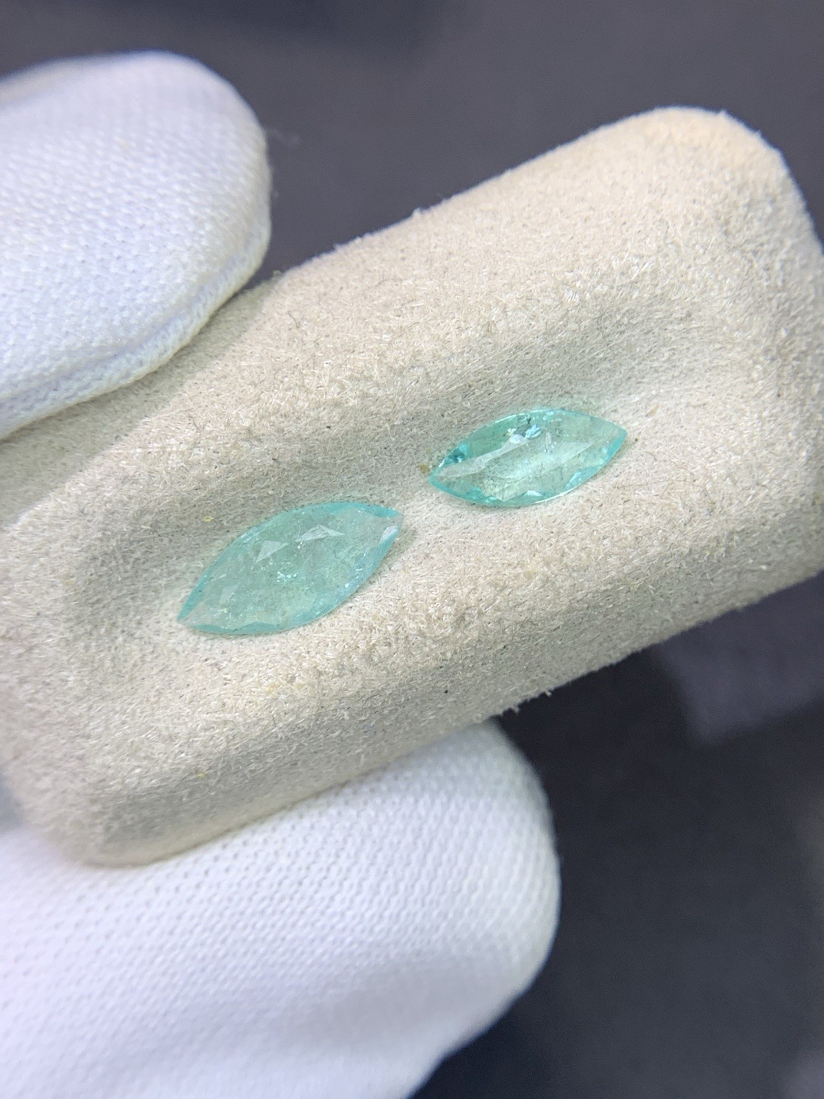 0.82Ct 2pcs Pariaba tourmaline