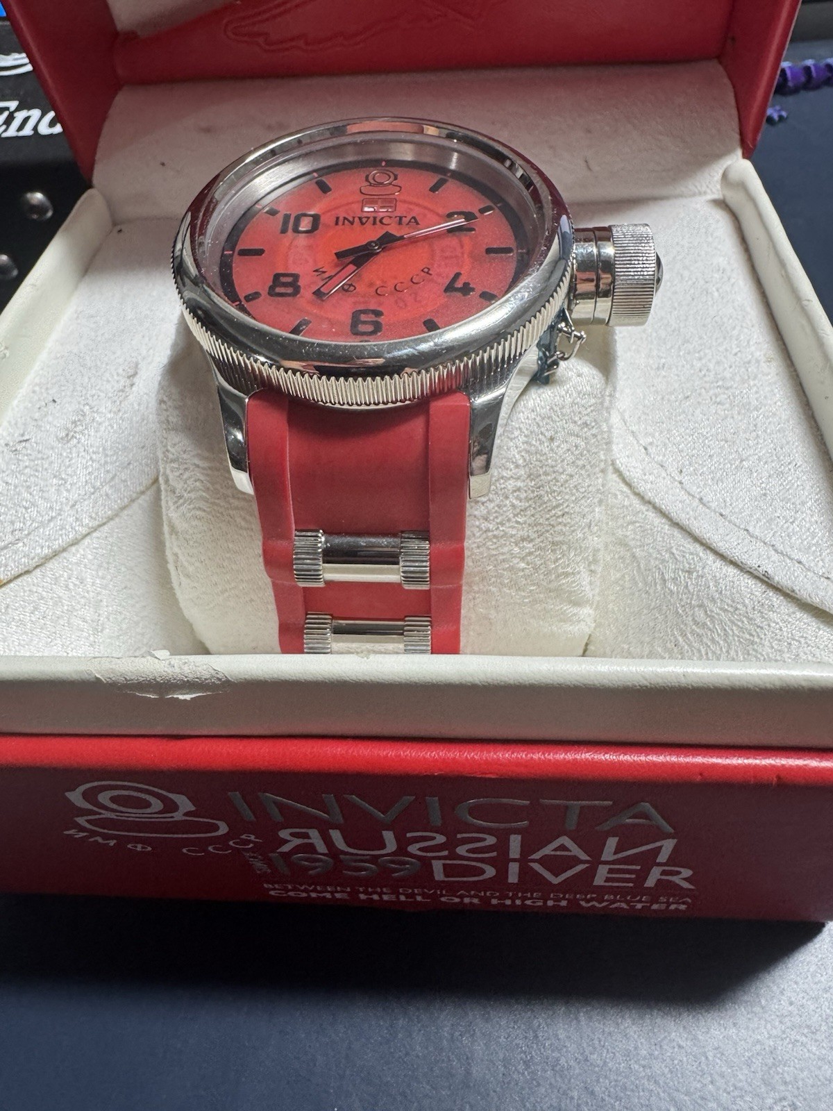 Invicta Russian Diver Quartz (4341) 100m Red/Black Dial Date Red Strap 52mm