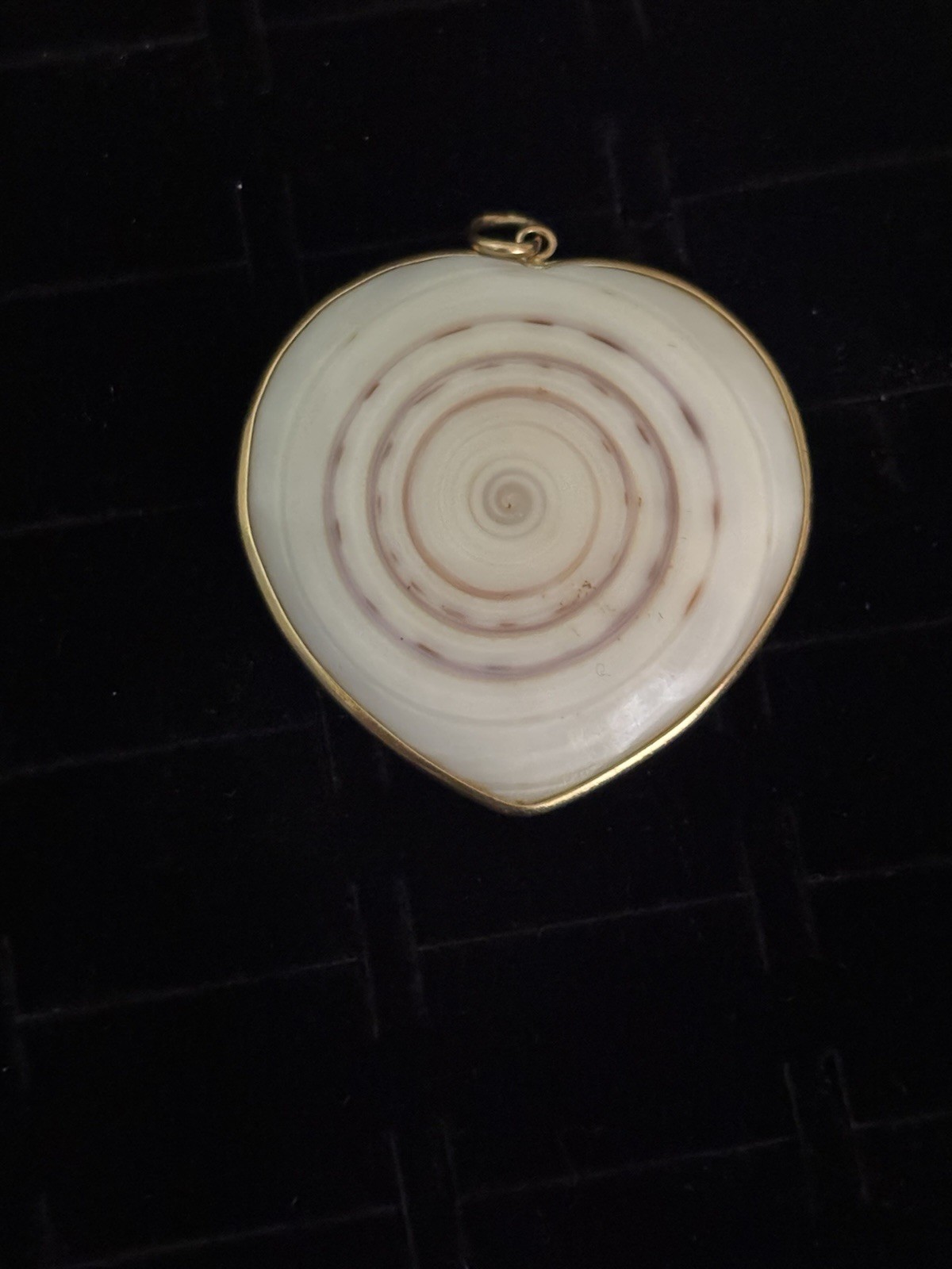 Uno a erre 18k gold Wrapped 70’s Vintage heart shell pendant 14k Chain Unoaerre
