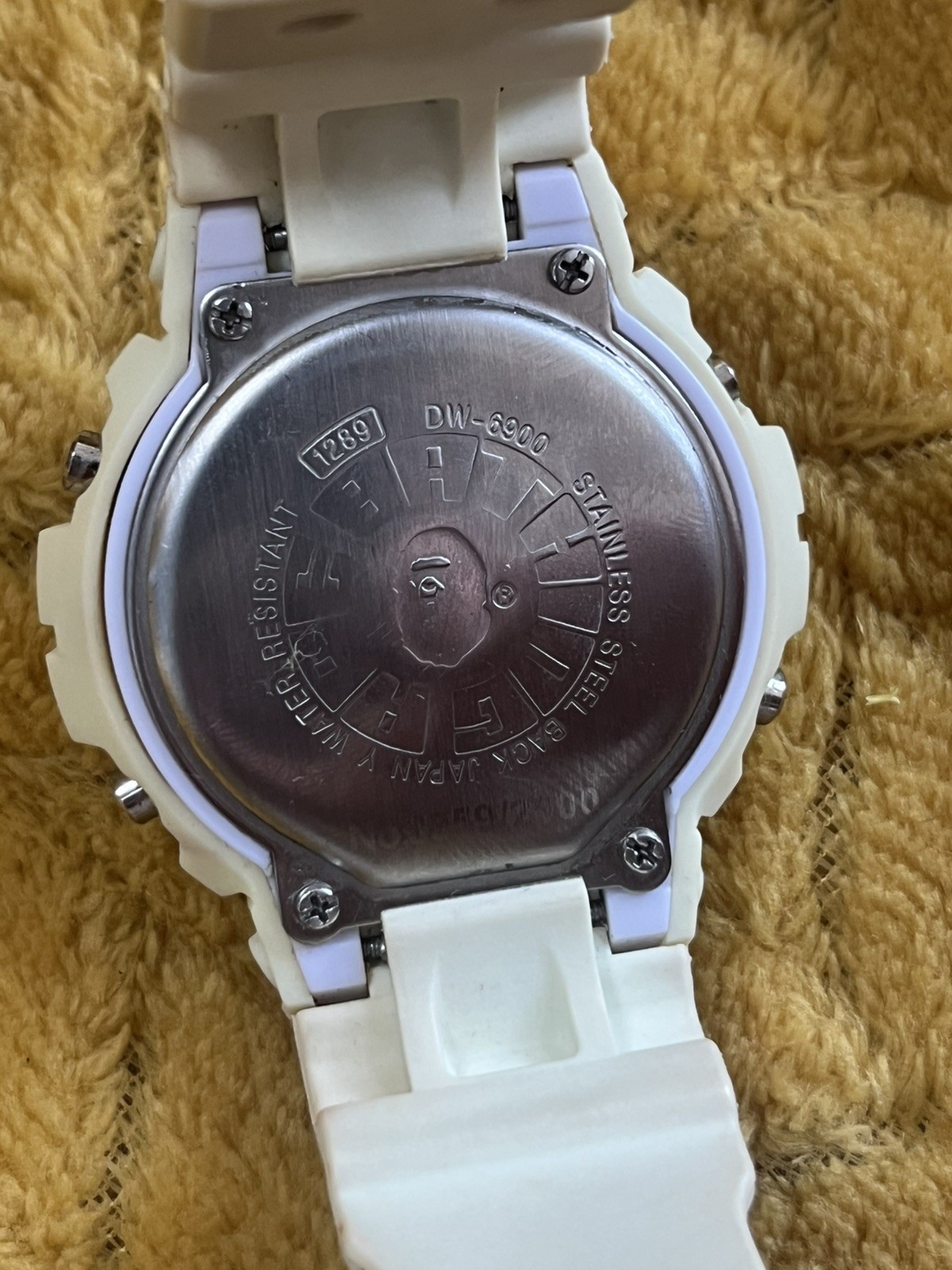 Casio G-Shock x Bape Watch DW-6900 Limited Edition 0959/2000 (Read Description)