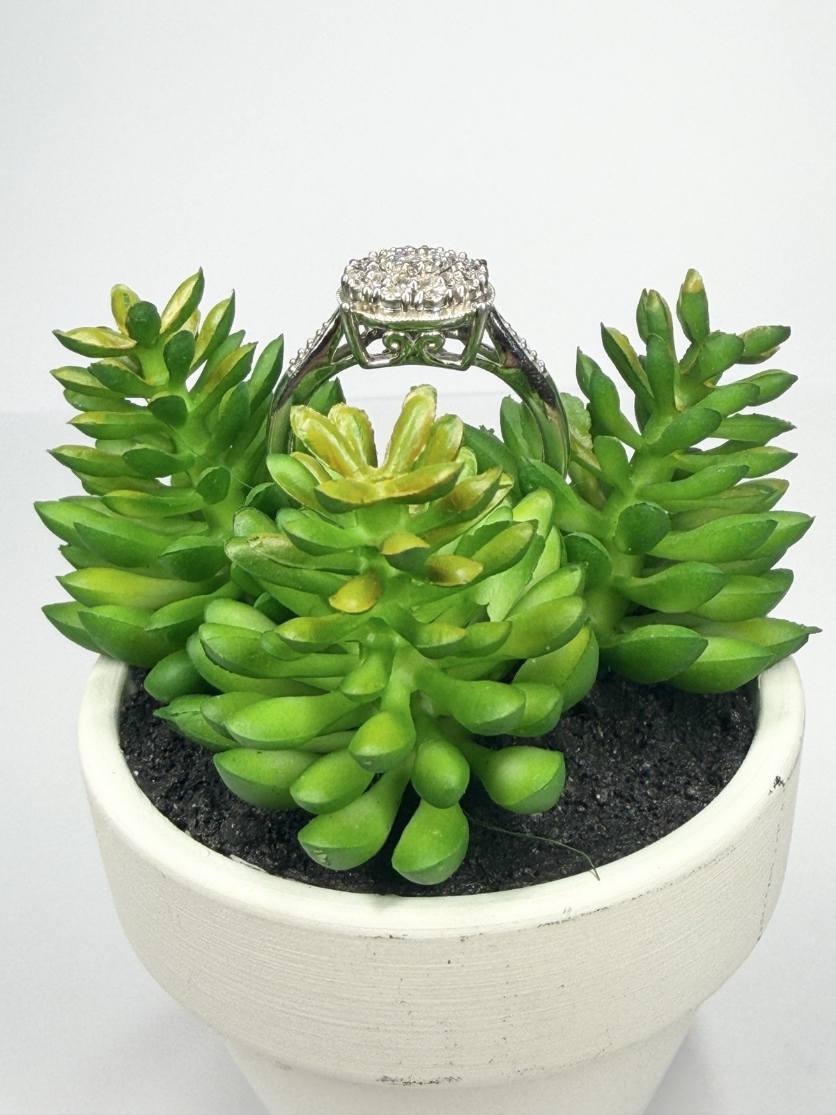 SK9 Allure Gems 925 Sterling Silver Diamond Halo Cluster Ring Size 7.25 3.15g