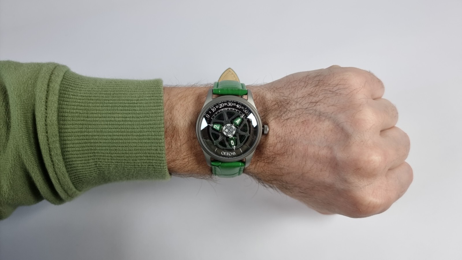 OLTO-8 KING Titanium Green wandering hour automatic watch