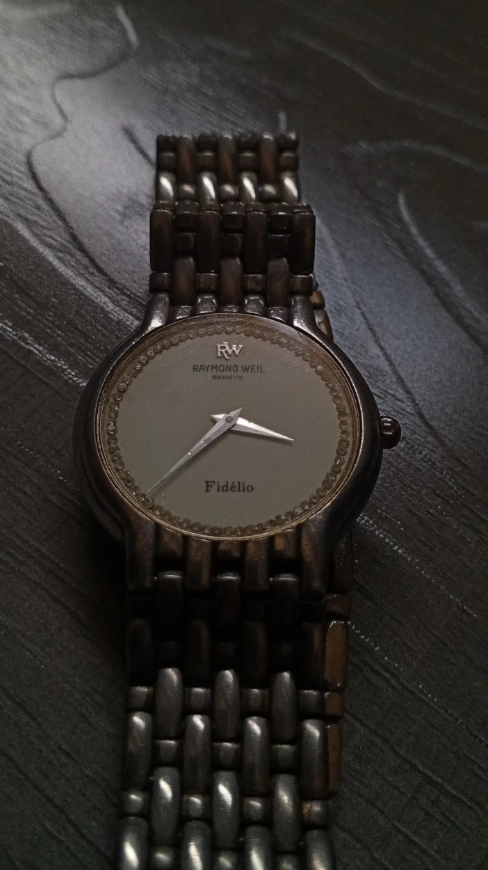 Authentic Vintage Raymond Weil Fidelio 4802 18K Gold Electroplated Quartz Watch