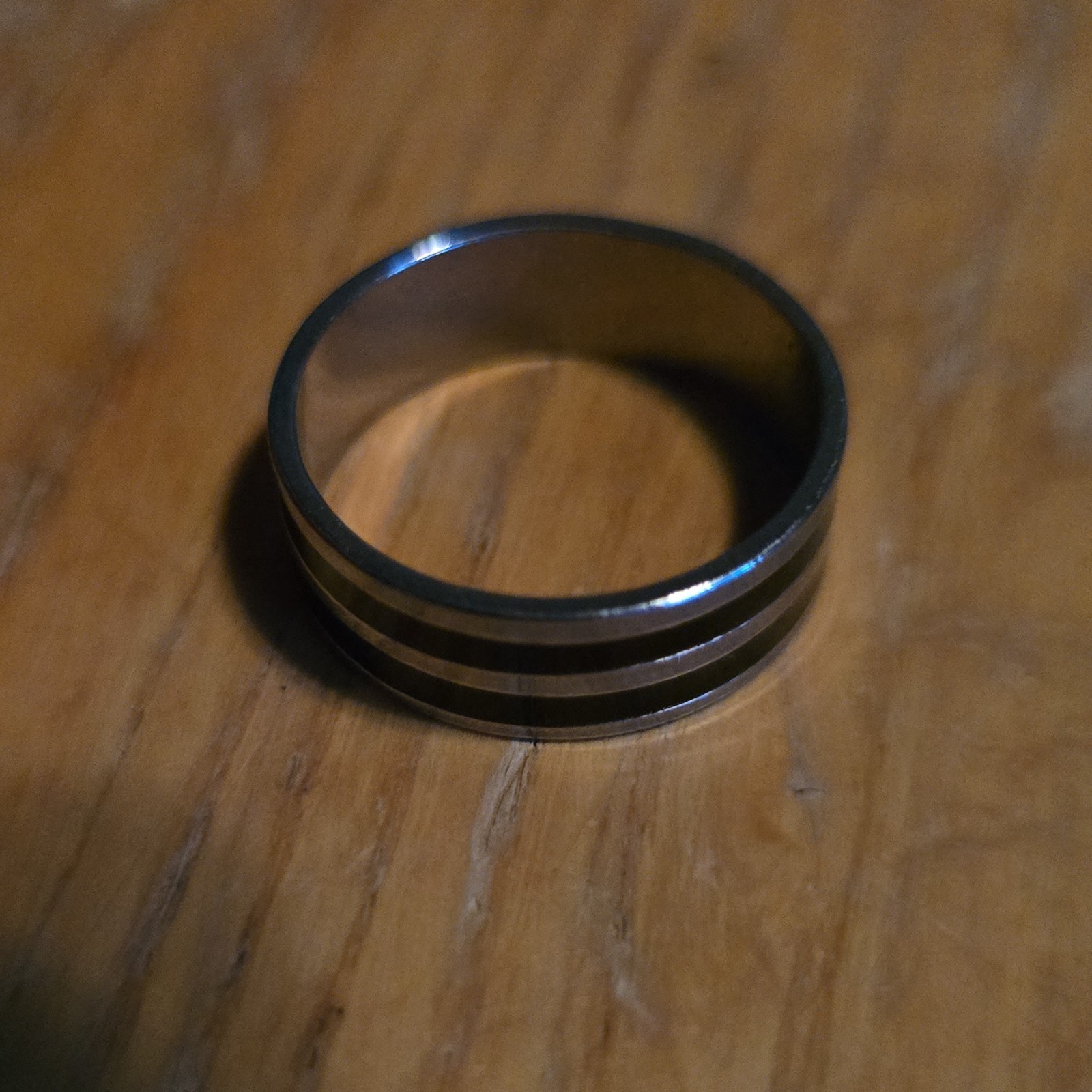 Black & Silver Tone Double Stripe Metal Band Ring Size 9.25 No Stone
