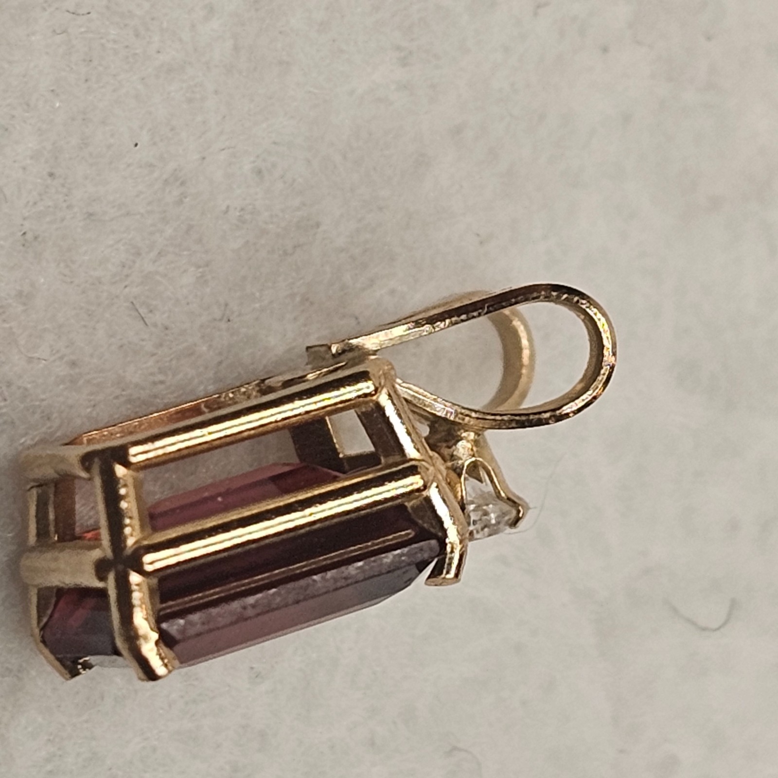 Vintage 10K Gold Emerald Cut Garnet Pendant 7x5mm January Birthstone Estate