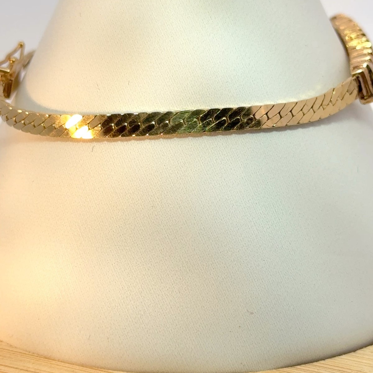Gold-Diamond Bracelet 18 Diamonds .90 Carat T.W. 14K Yellow Gold 6.9 (MI1072396)