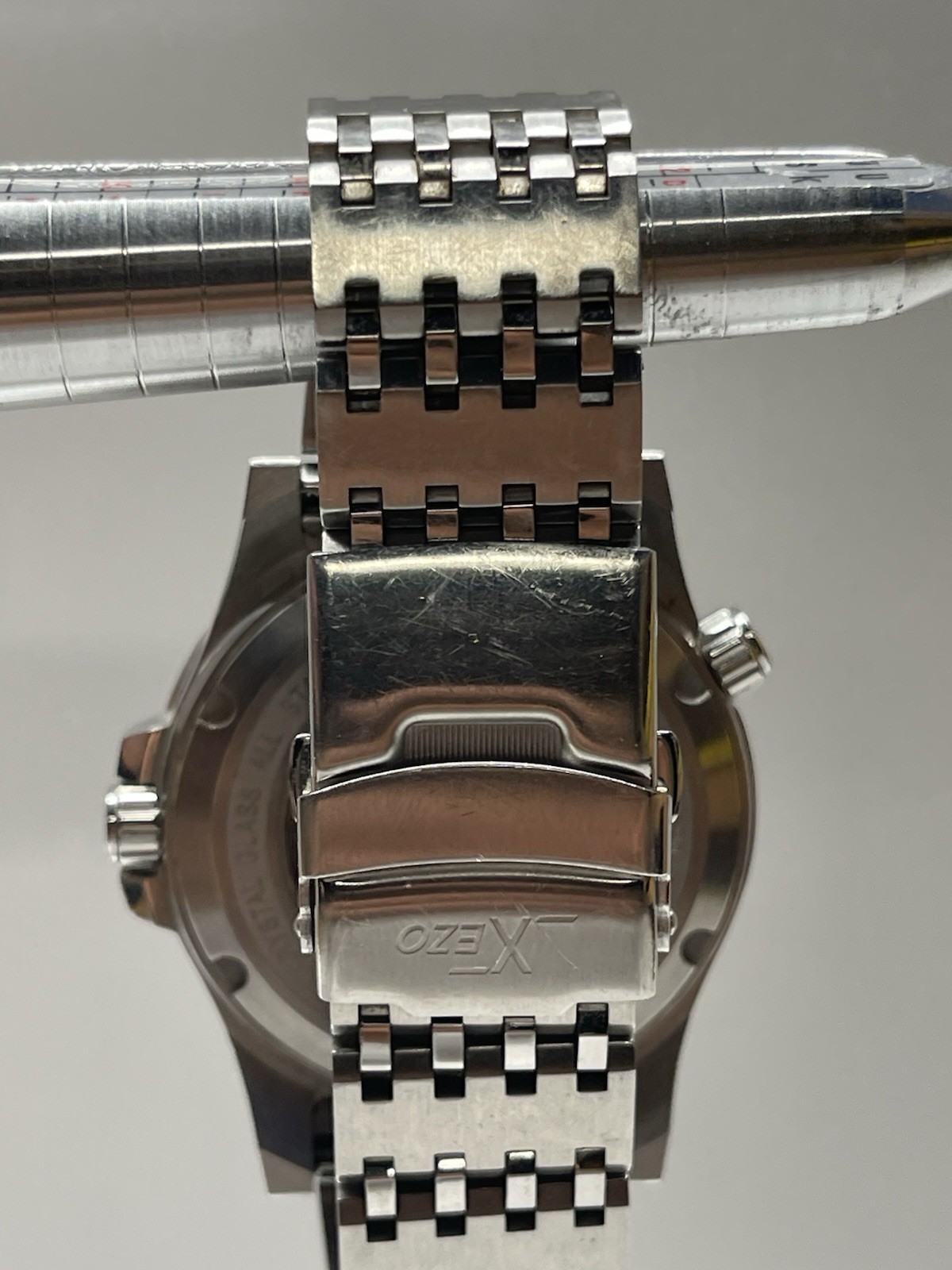 Men’s Xezo Air Commando 200M Swiss 26J Automatic Watch D45-SS Limited Edition