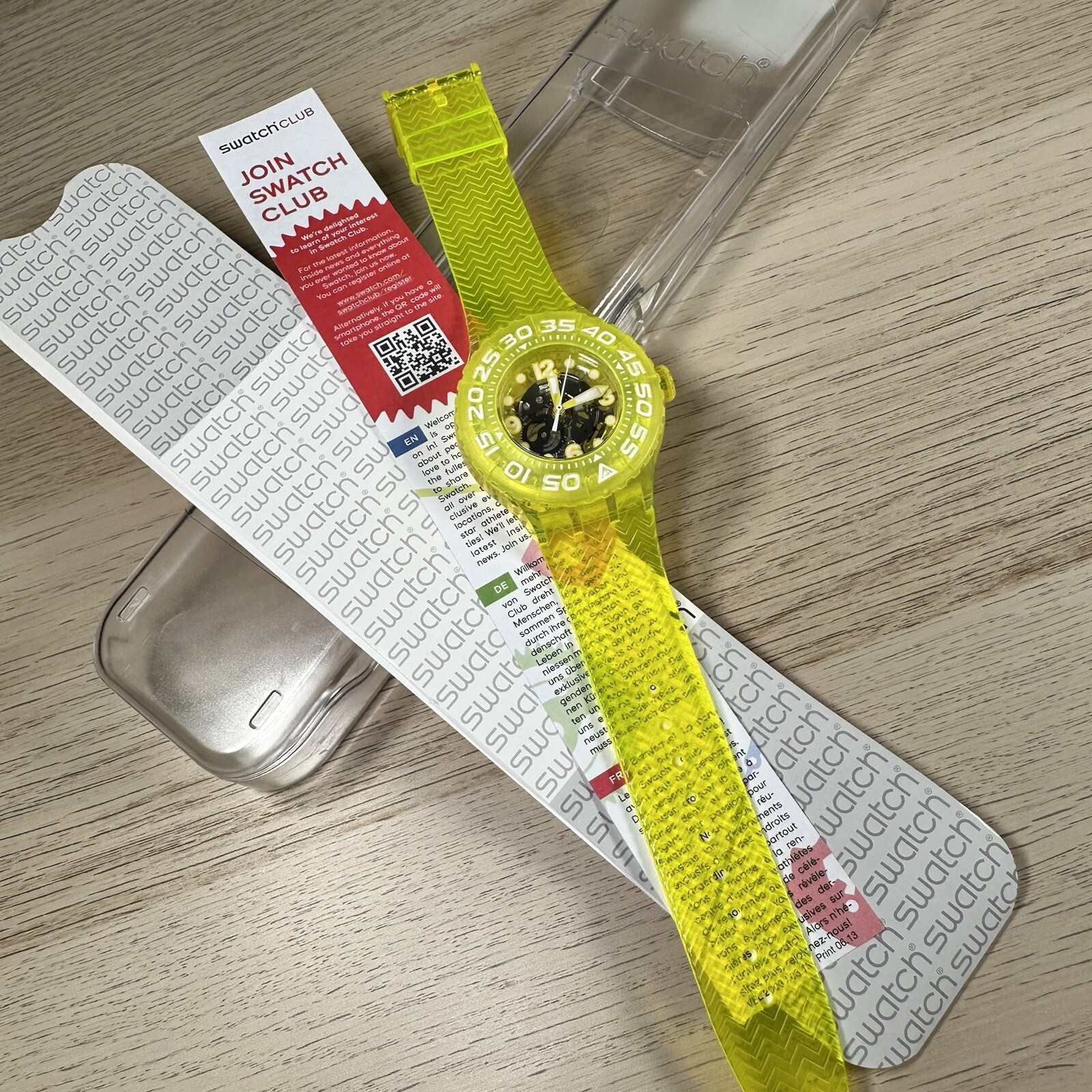 NEW✅ Swatch Yellow Lemon Profond Skeleton Dial Translucent Lemon Yellow Watch