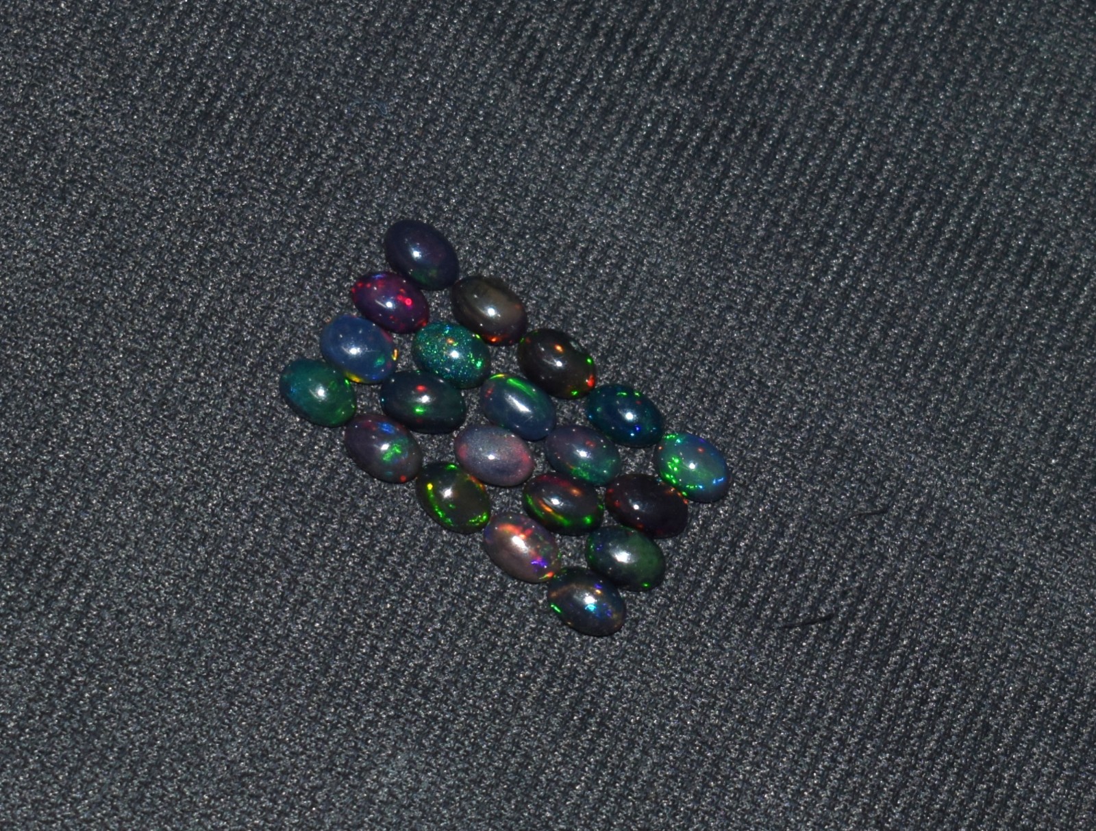 Natural Ethiopian Welo Fire Opal Loose Gemstone Cabochon 20Pcs 4X6mm L076