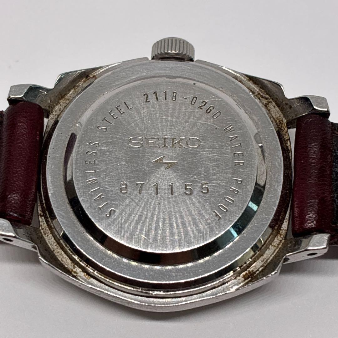 Excellent condition, working Seiko ladies’ vintage hand-wound watch with 21