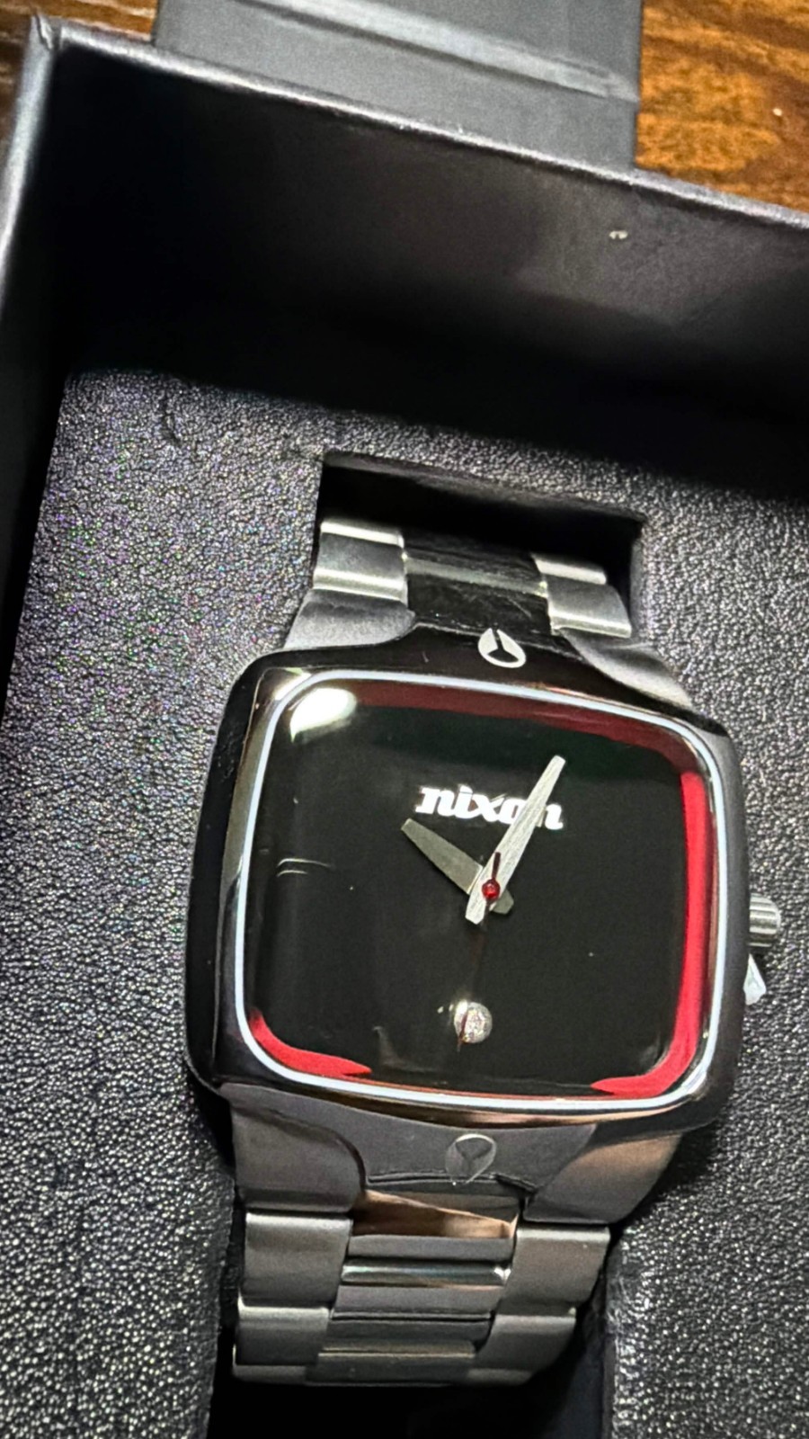 Nixon The Player – 25th Anniversary Edition (Silver/Red)