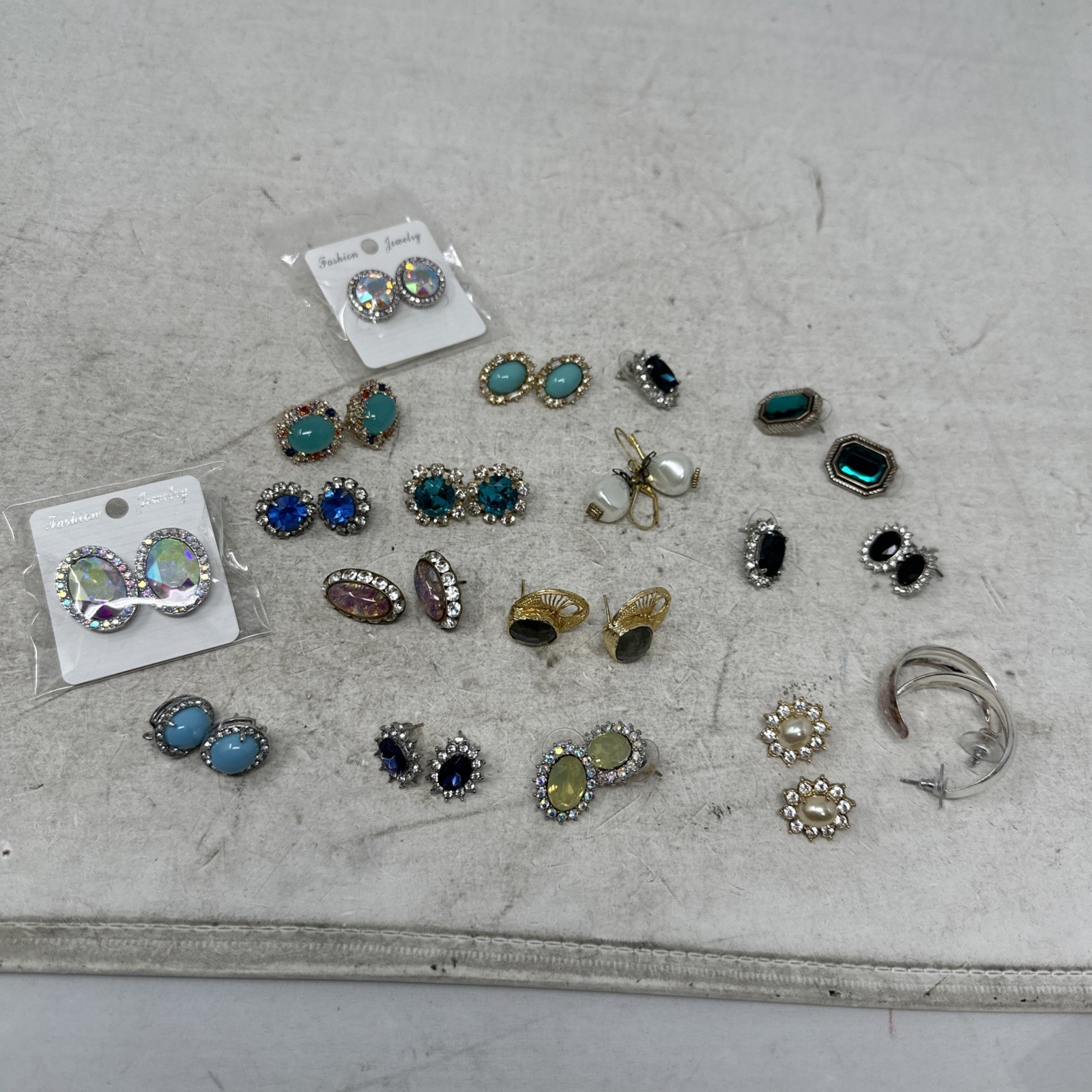 Huge lot PIERCED earrings, 17 pairs/various types/FREE SHIPPING!