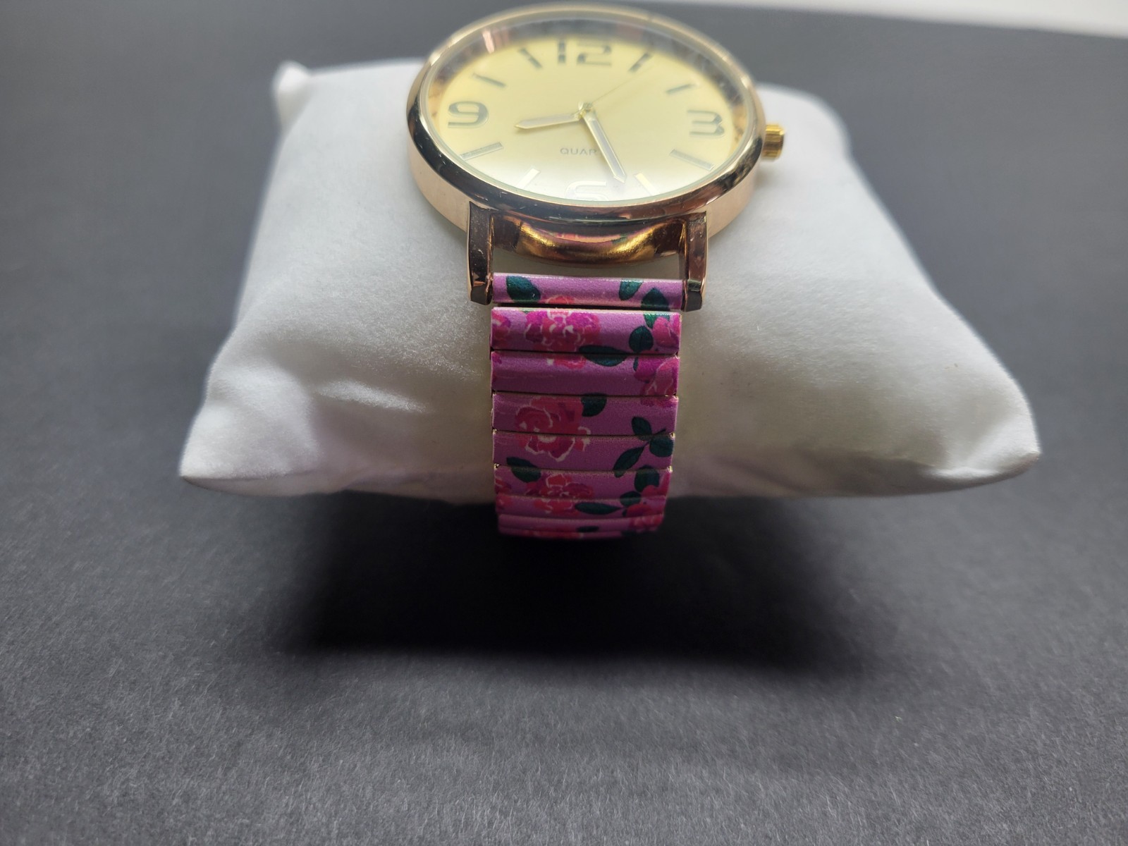 Macy’s Womens Quartz Watch Pink Rose & Gold Analog **SEE DETAILS**