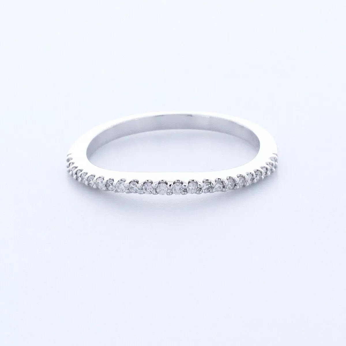 Classic Wedding Band Petite Solid 18K Gold 0.23 CT Round Natural Diamond F VS2