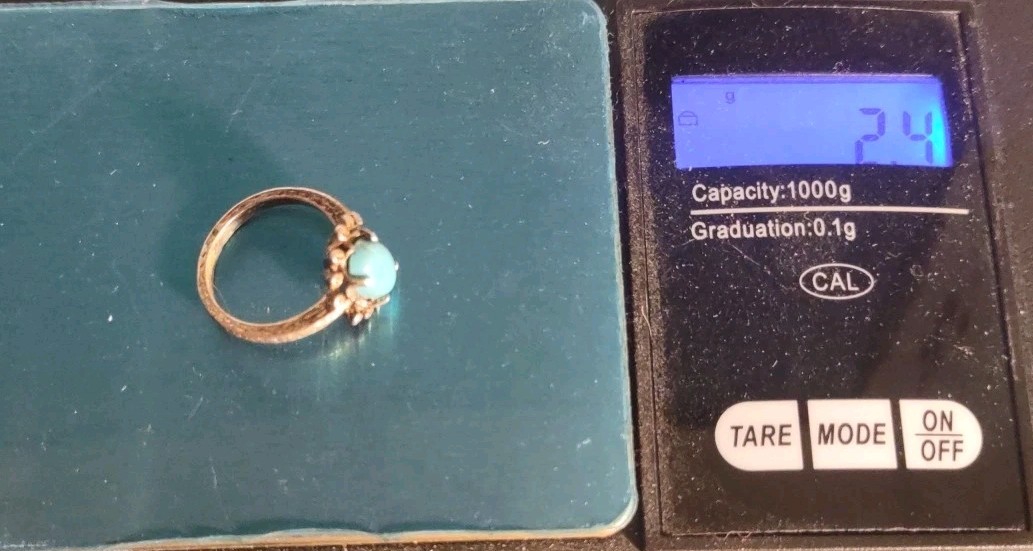 2.4 Grams Size 4 Modern 925 Sterling Silver Real Turquoise Ring