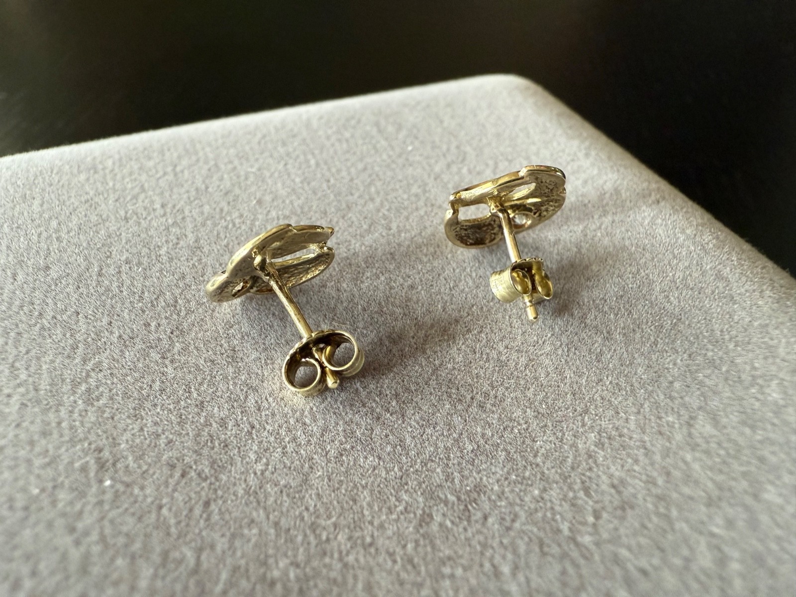 Stud earrings with 2 diamonds 585 Yellow gold
