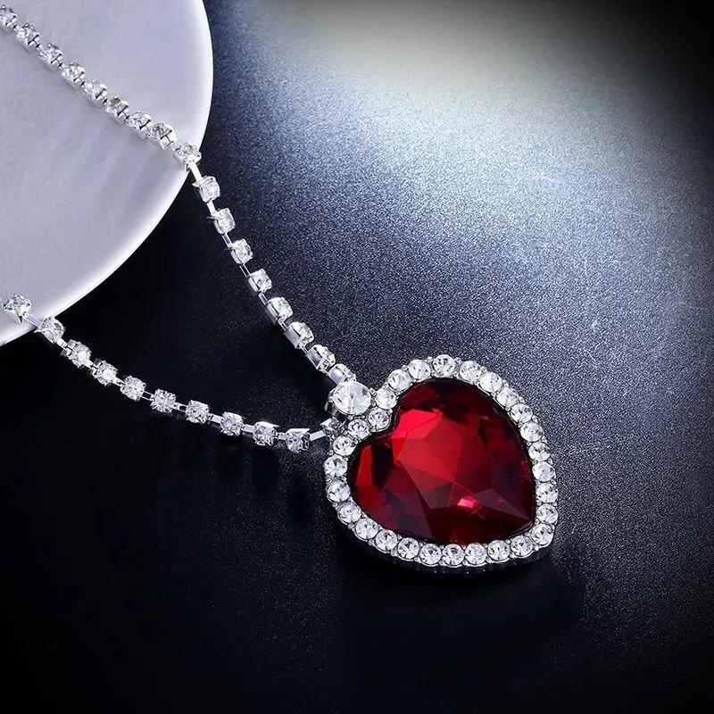 Red Titanic Heart of the Ocean Crystal Pendant Necklace Rhinestone Jewelry