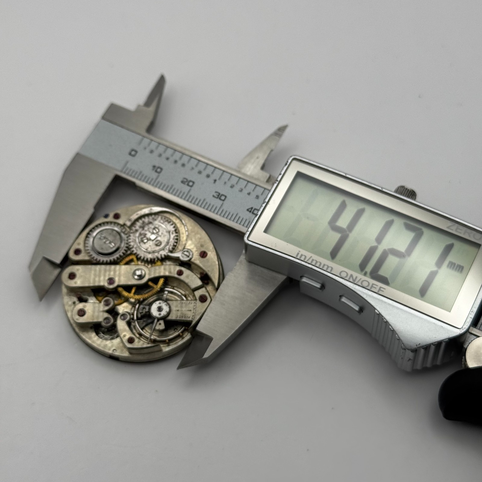 Max Gugenheim Neveu Pocket Watch Movement High Grade Antique Hunter Parts 41.2mm