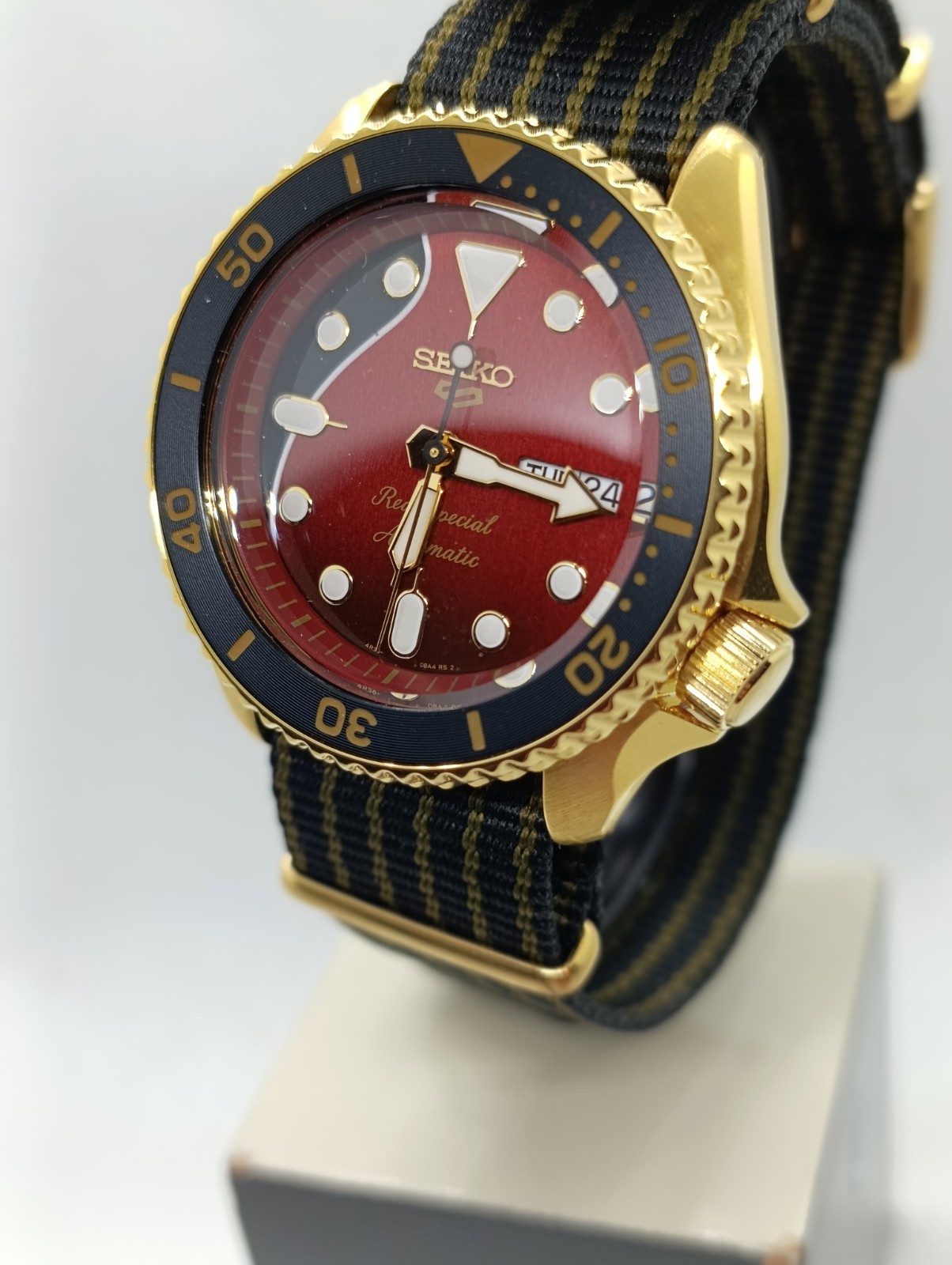 QUEEN Brian May Seiko 5 Sports ‘II’ Limited Edition Watch SOLD OUT