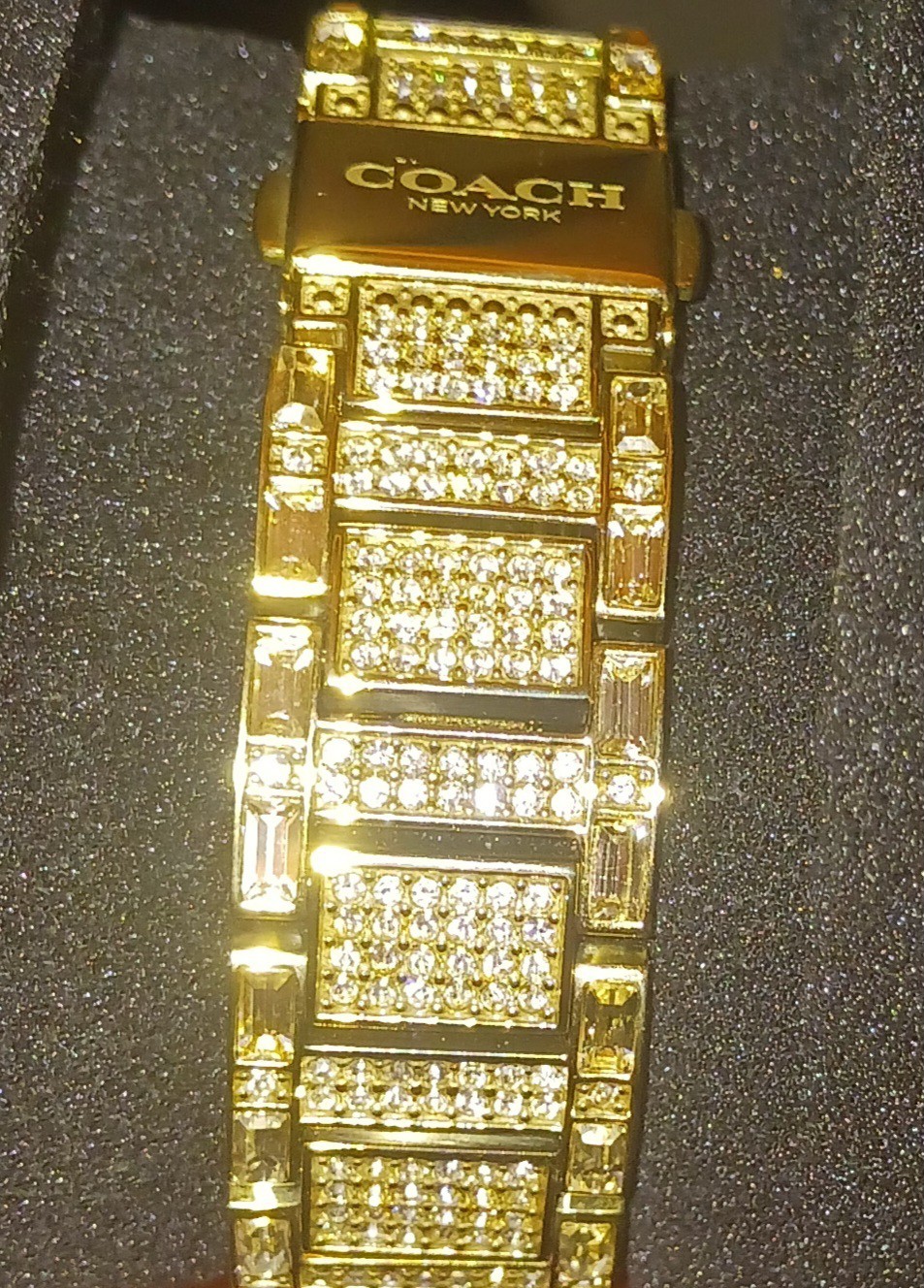 Coach CAREY WATCH UNWORN NIB W/TAGS