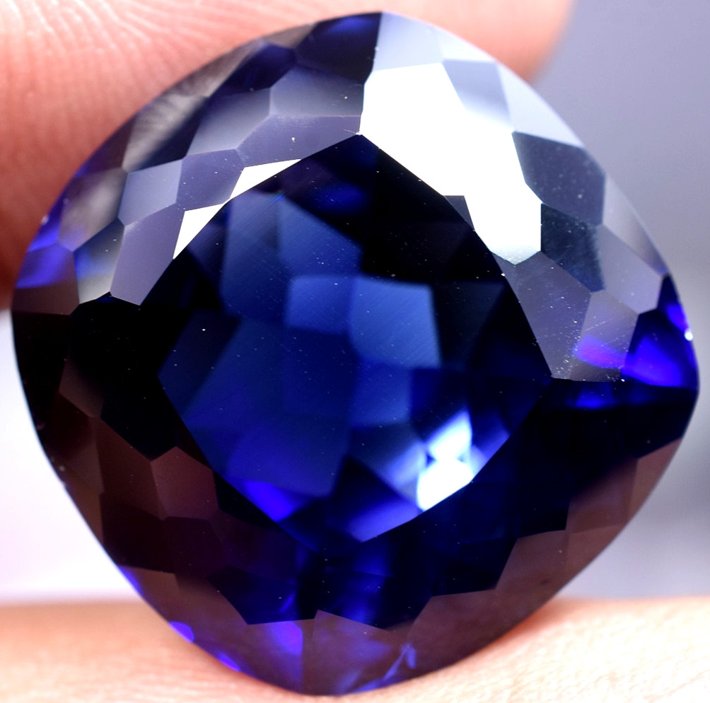 Natural 43.50 Ct Madagascar Royal Blue Sapphire GGL Certified Loose Gemstone