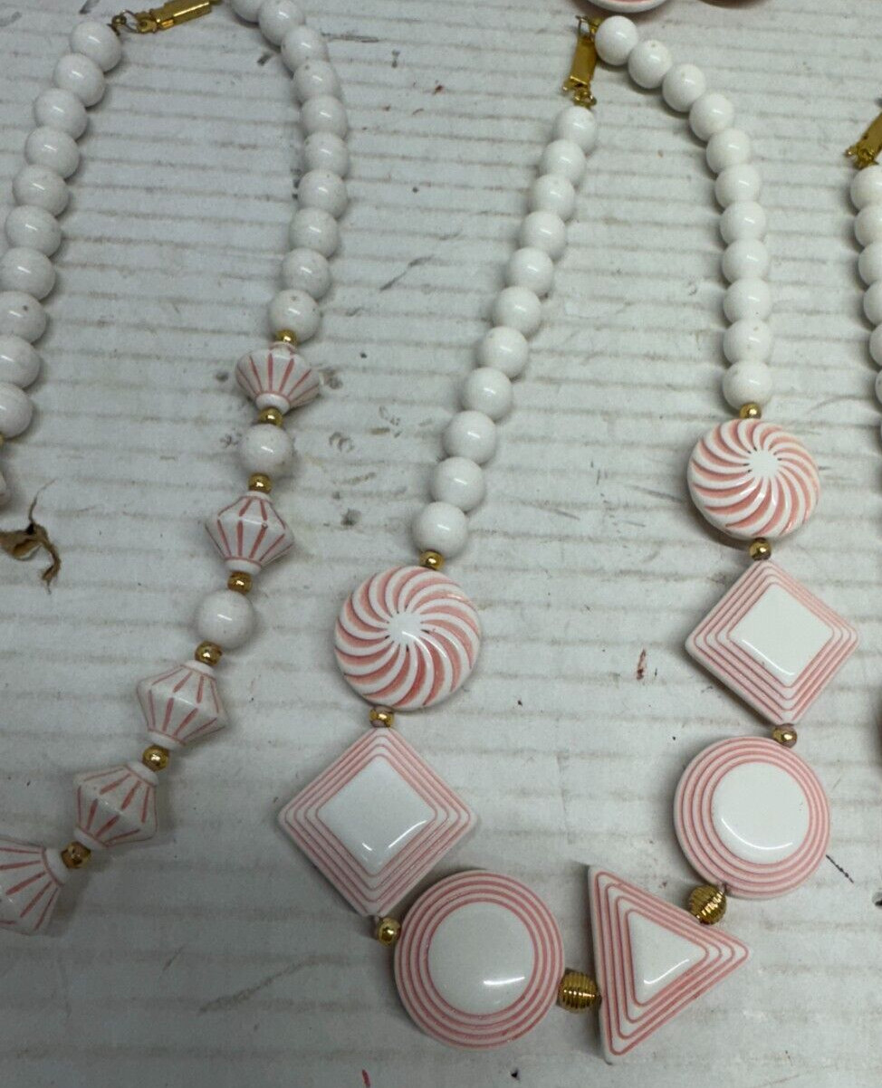 Vintage Art Deco Acrylic Necklace 18″ JEWELRY LOT White Pink Beige Costume 8X