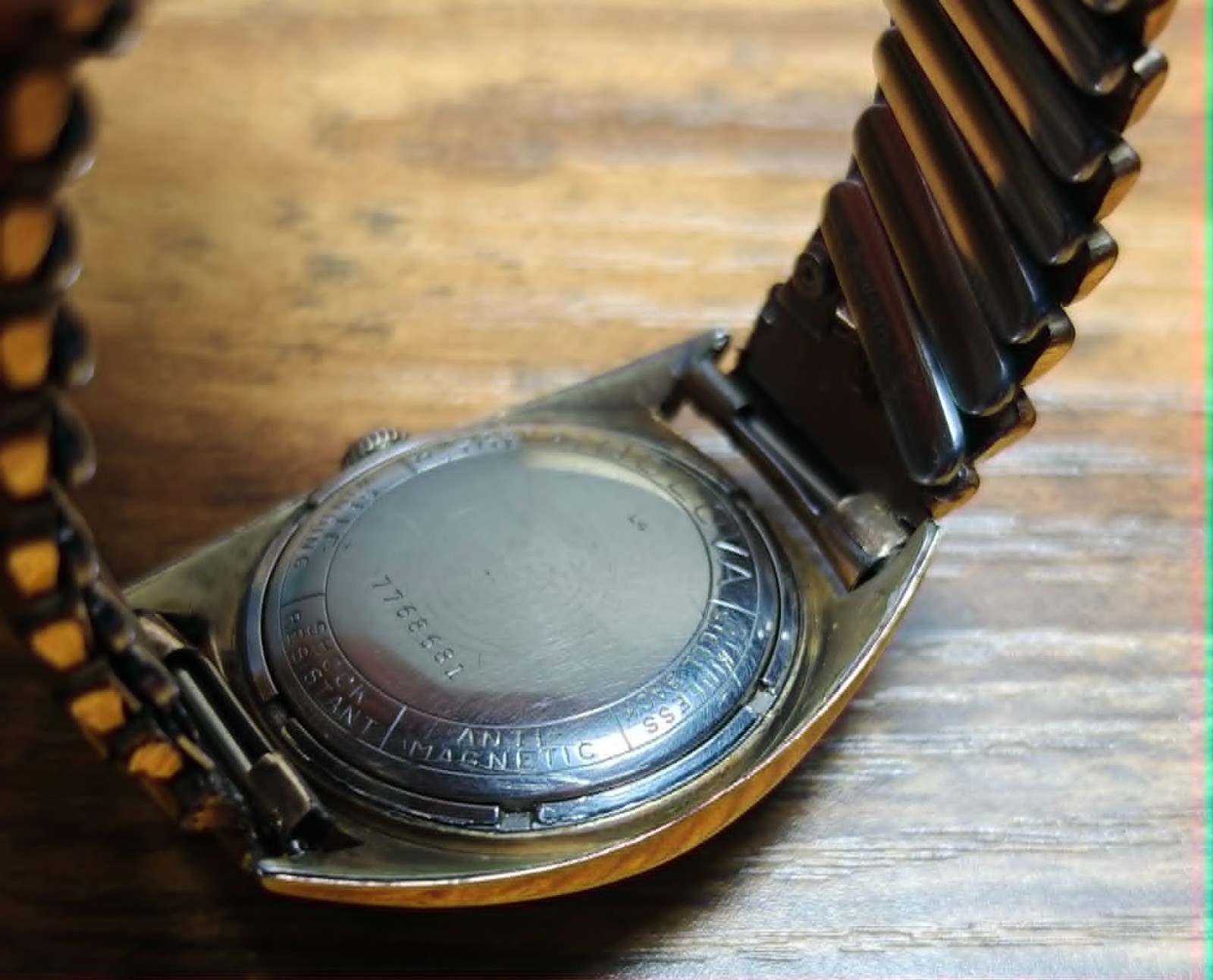 Vintage 1954 Bulova 23 Jewel Automatic Men’s watch with box and all paper work.