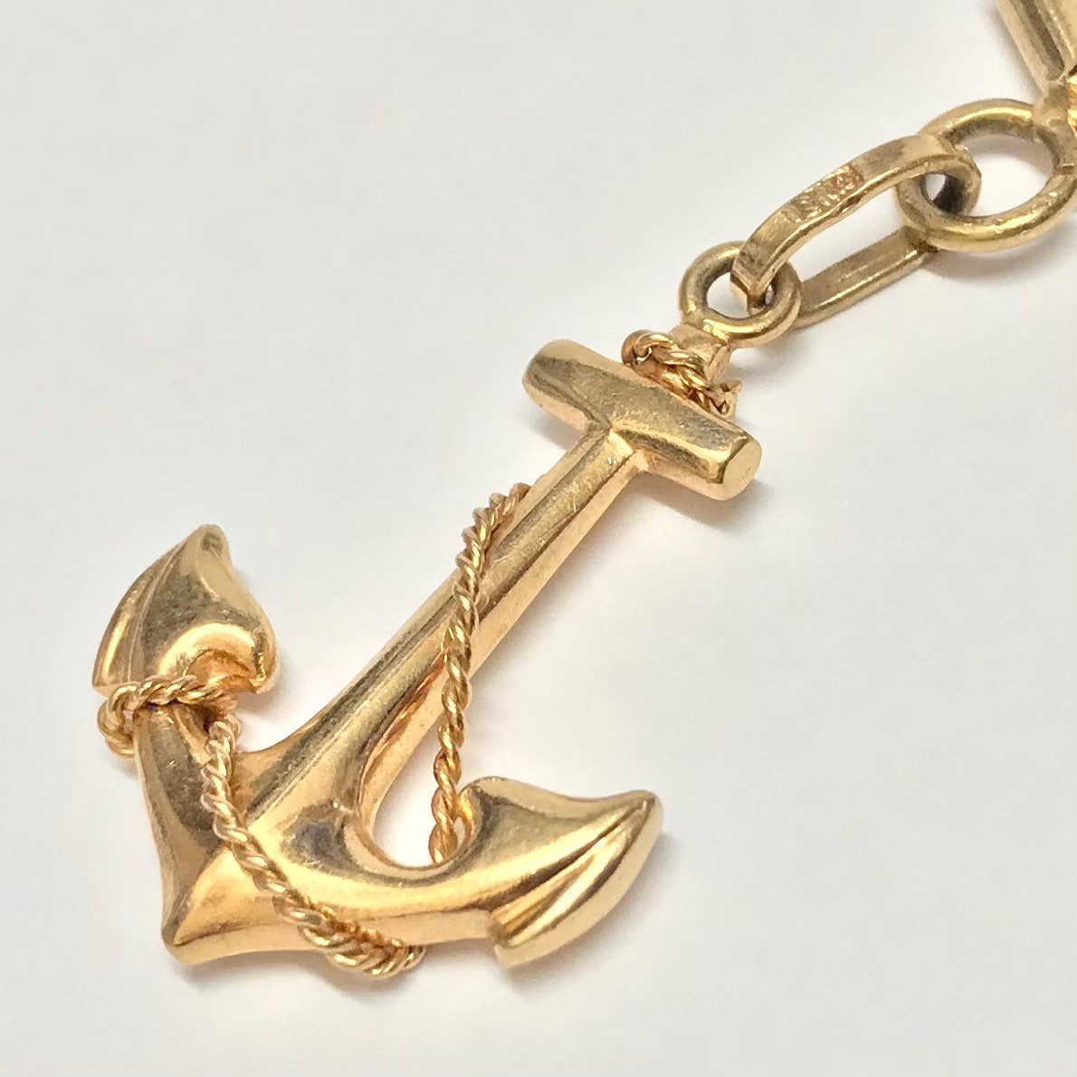 18K gold nautical ANCHOR PENDANT