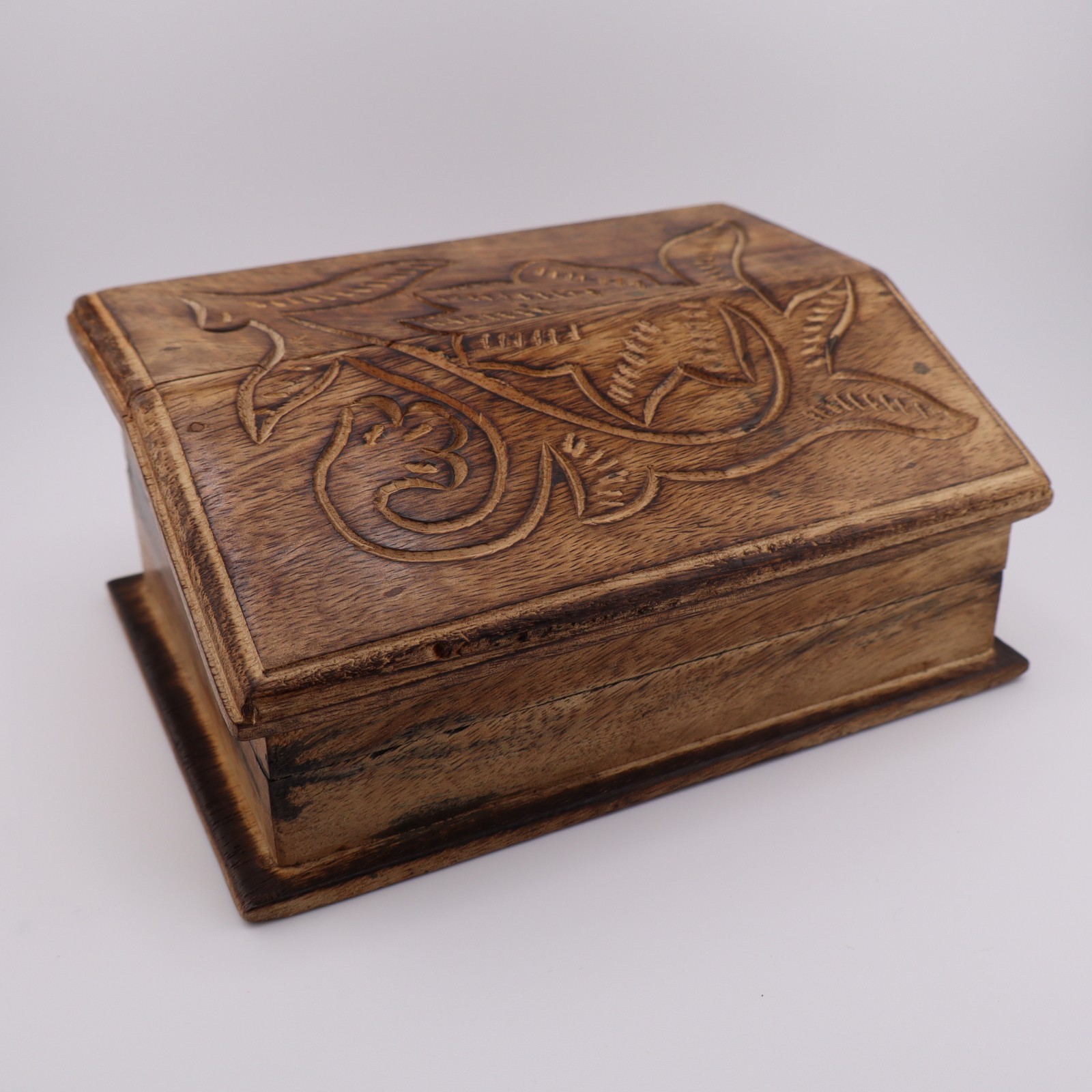 Floral Pattern Carving Wooden Jewelry / Keepsake / Trinket Box – 7x5x3″